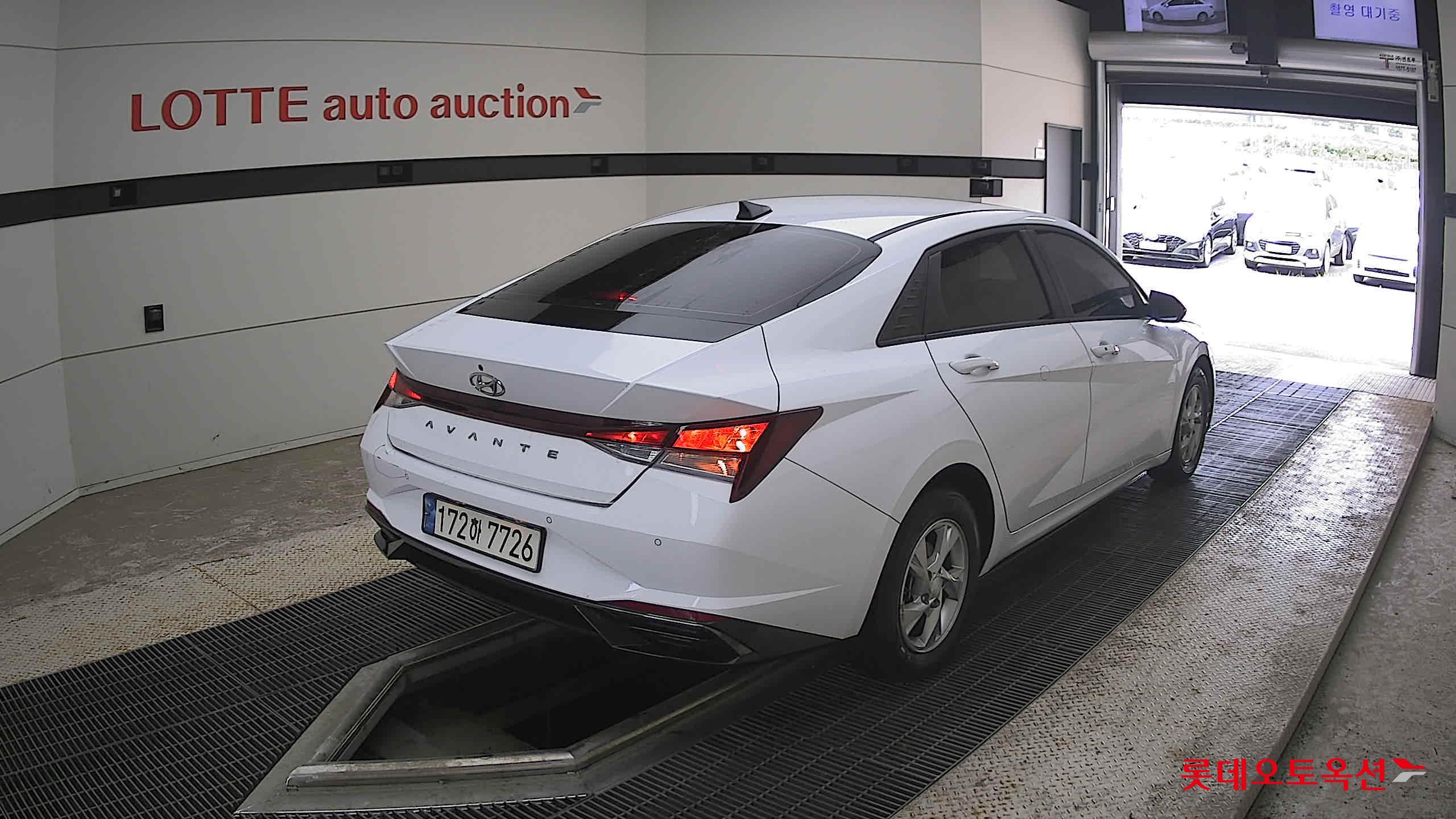 2023 - hyundai avante