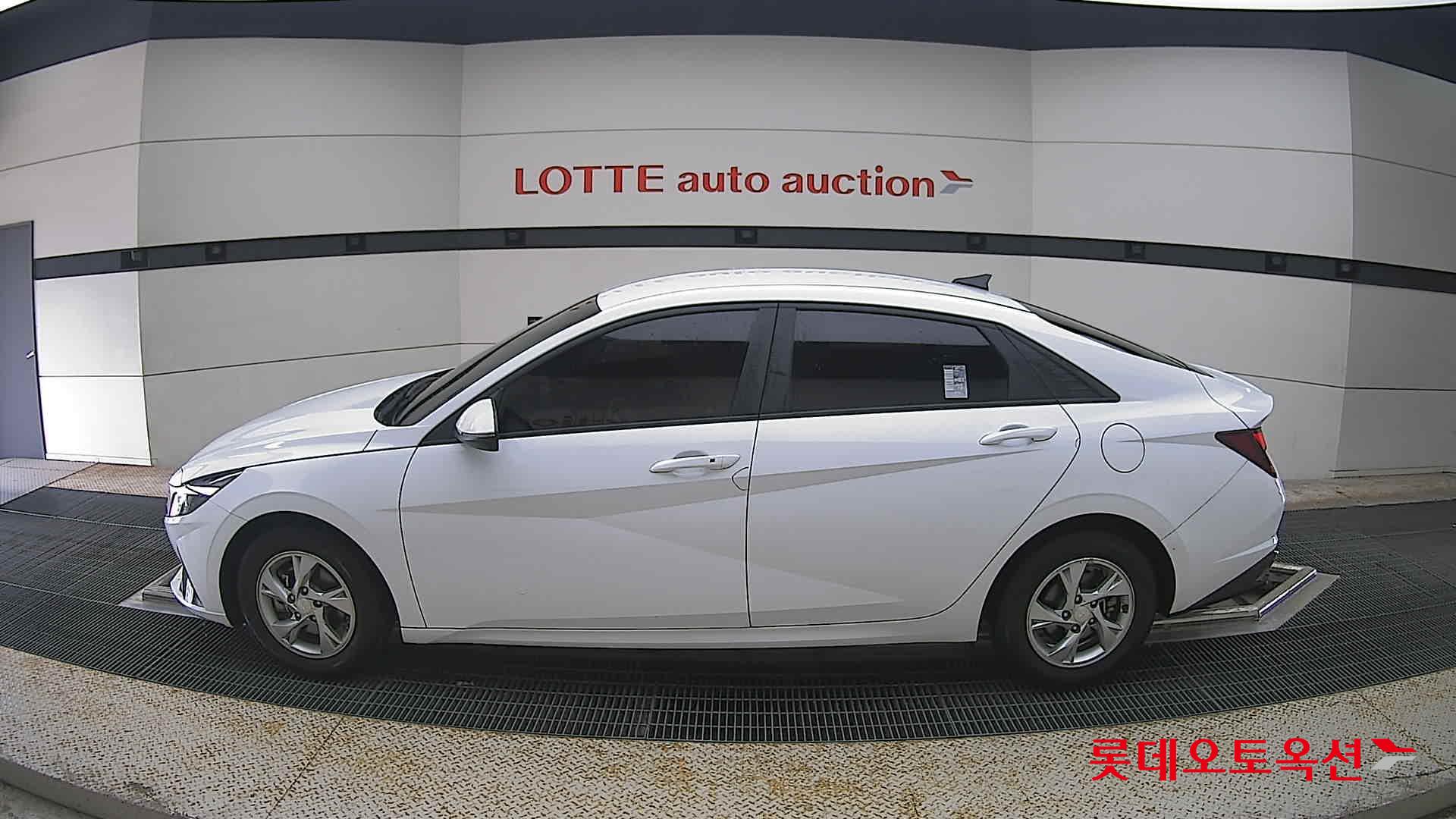 2023 - hyundai avante