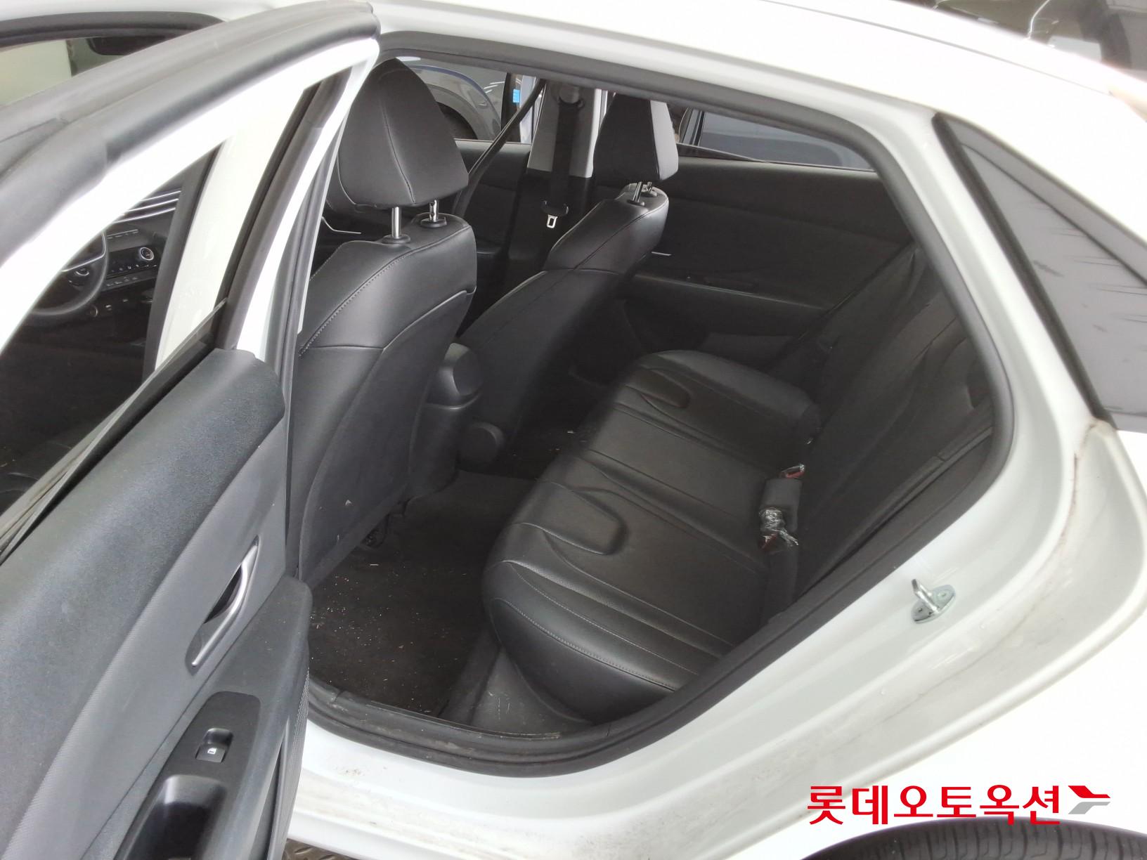 2023 - hyundai avante