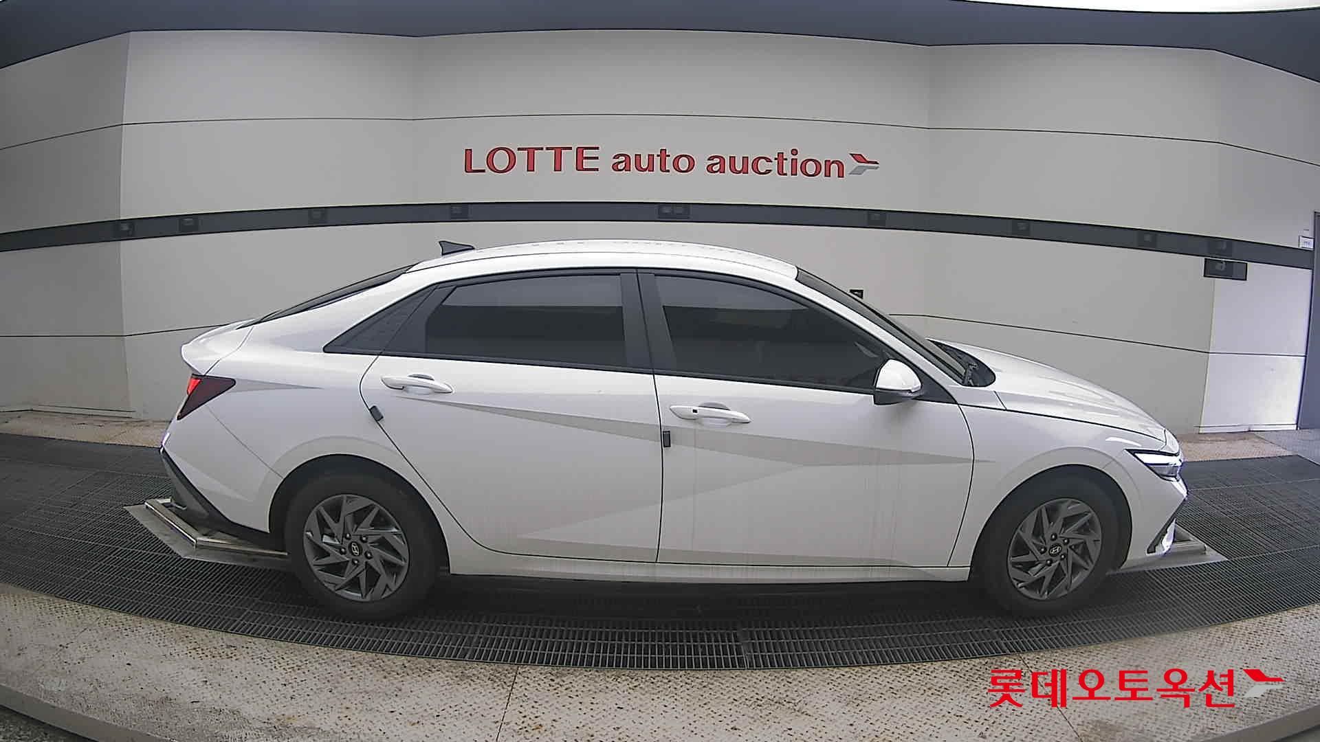 2024 - hyundai avante