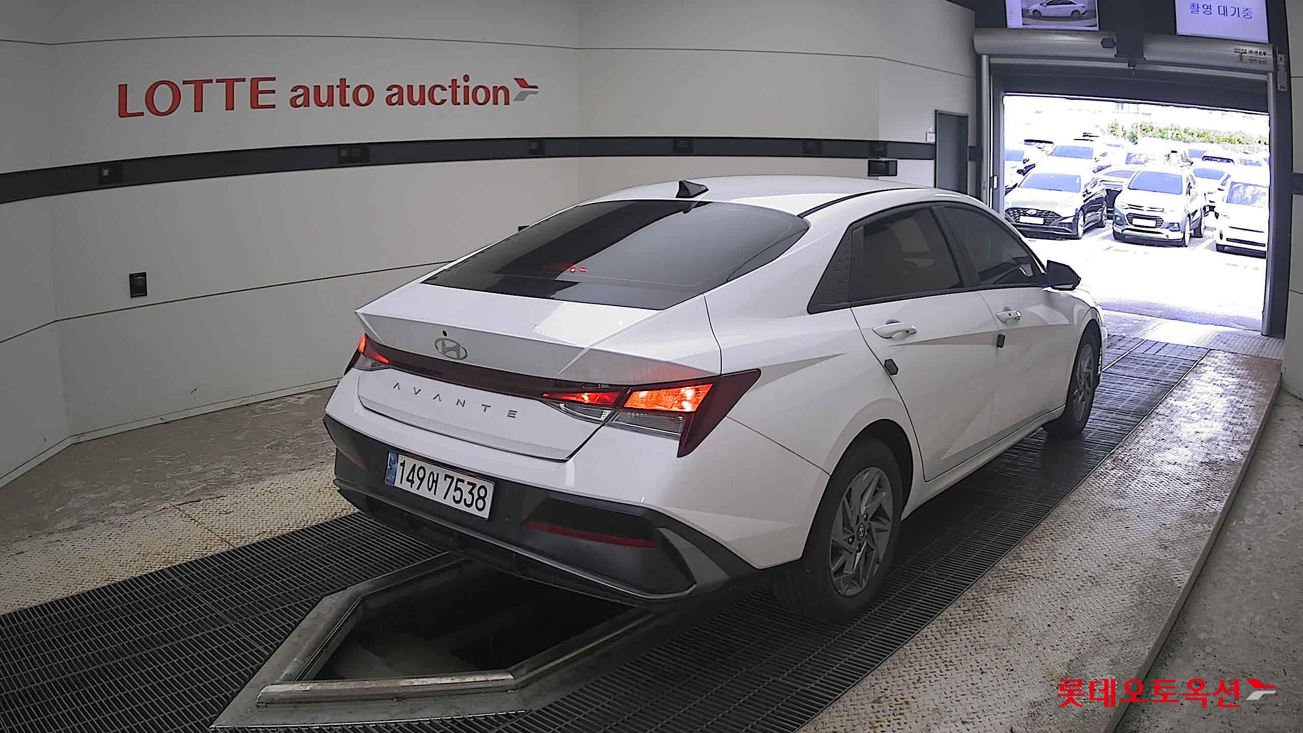 2024 - hyundai avante