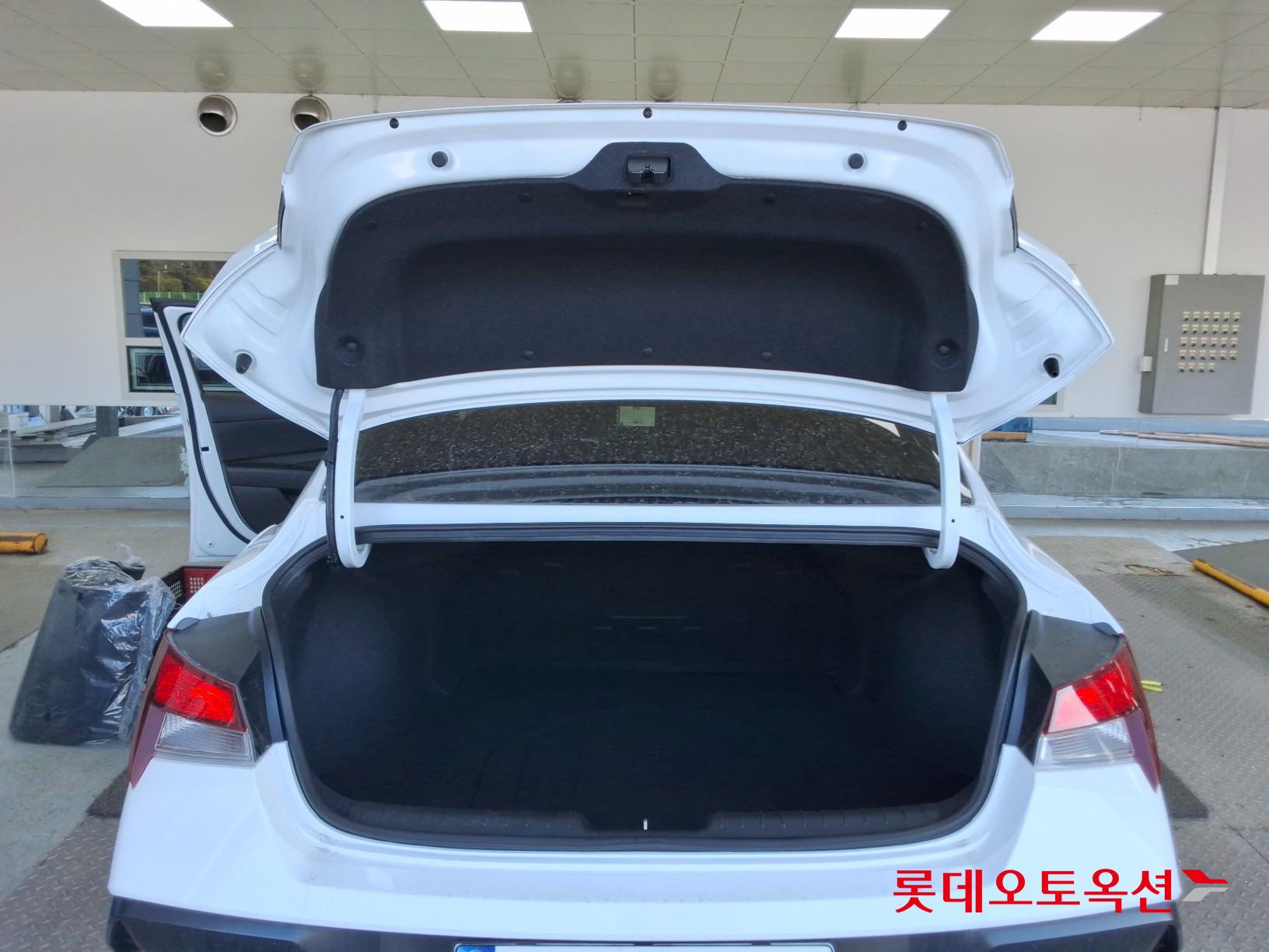 2024 - hyundai avante
