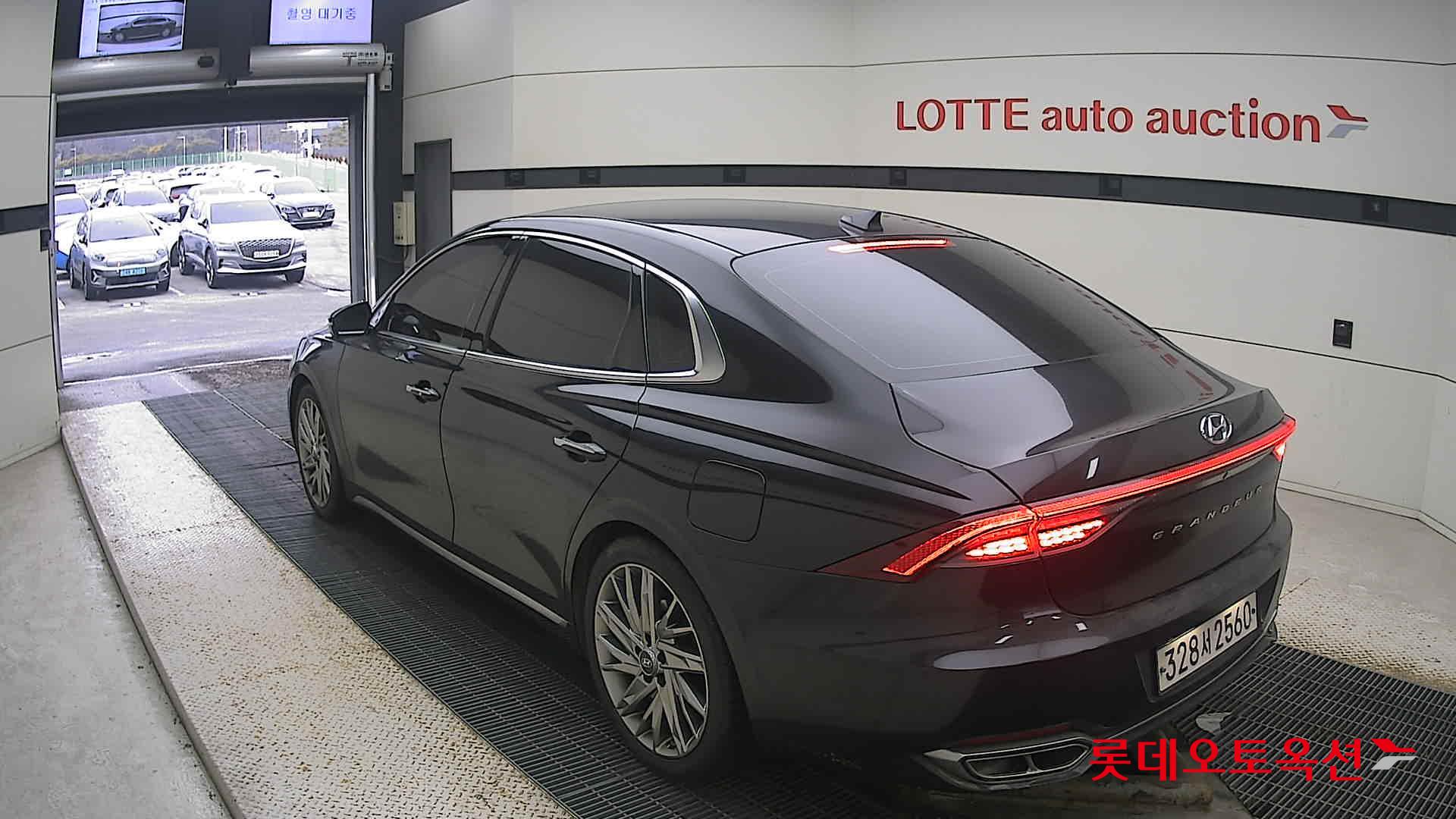 صورة إضافية