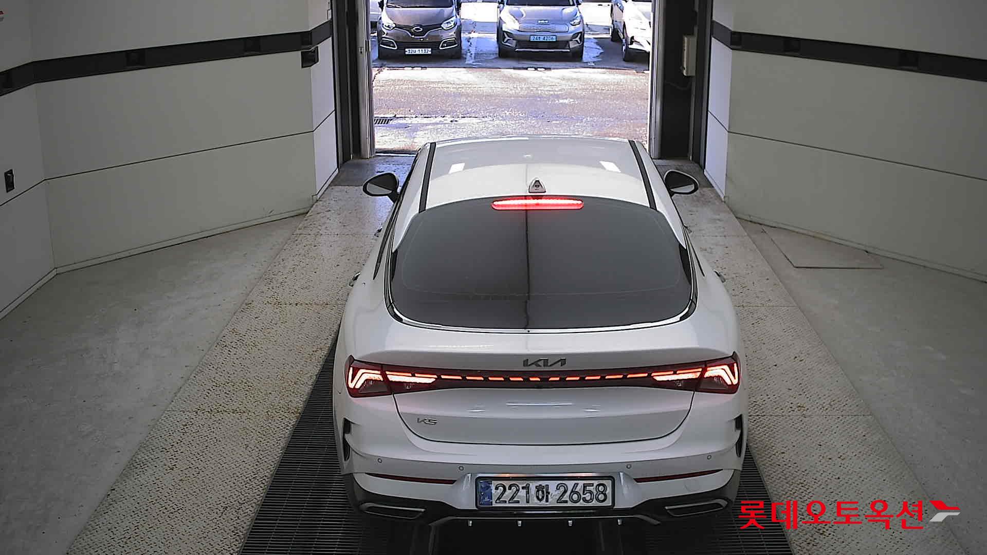 صورة إضافية