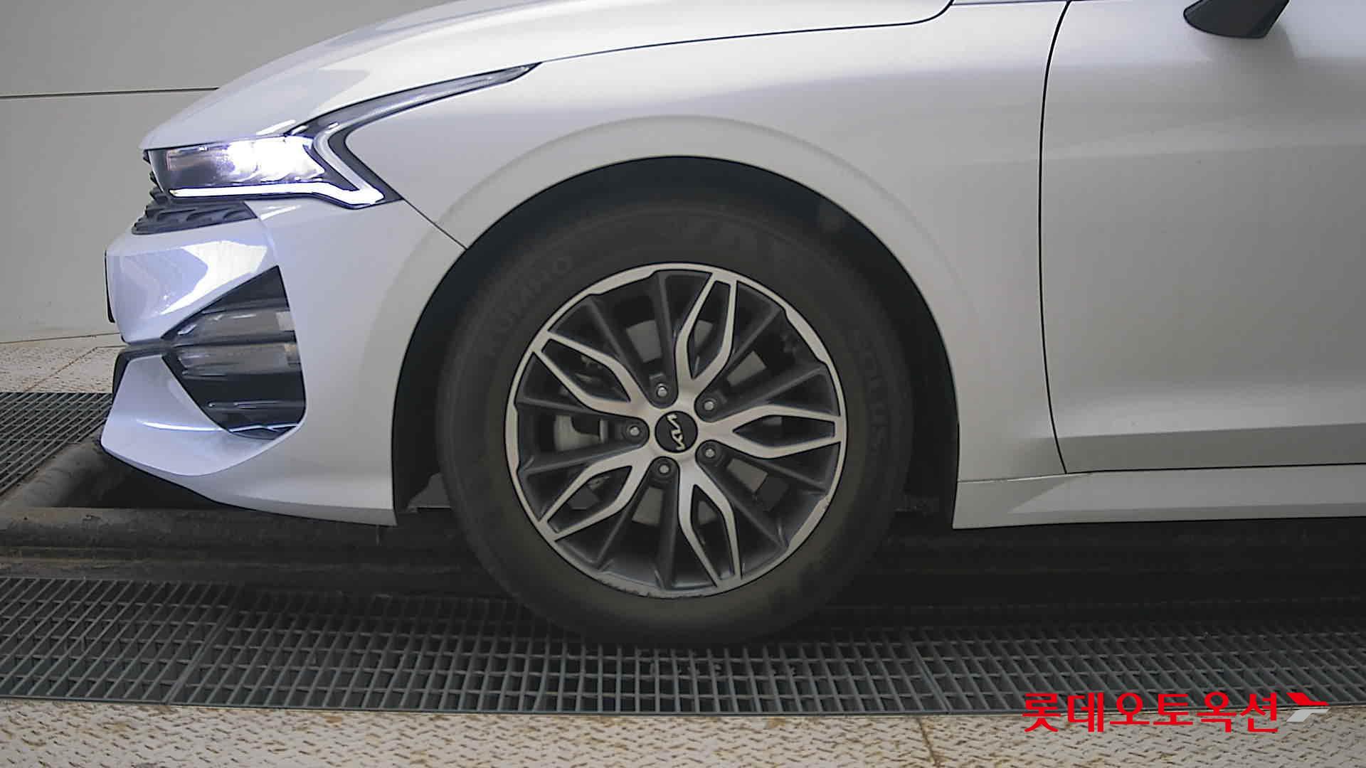 صورة إضافية