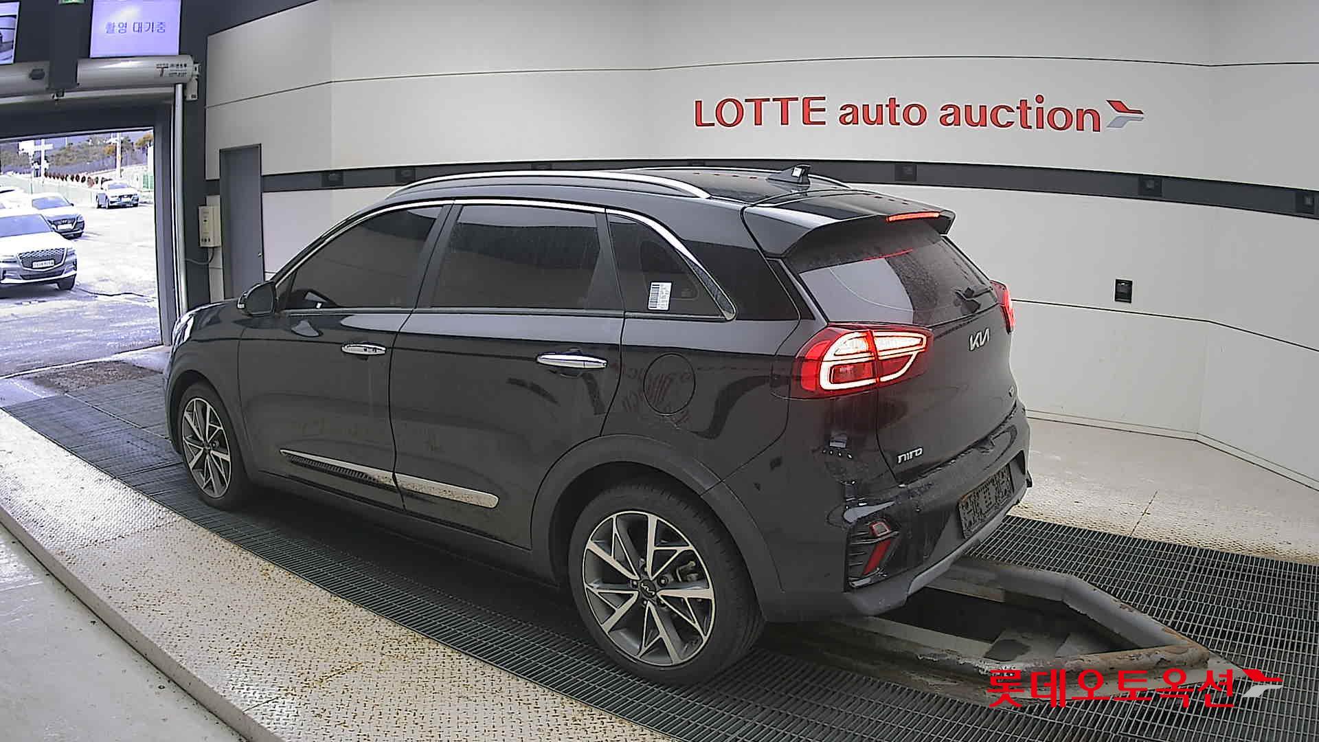 صورة إضافية