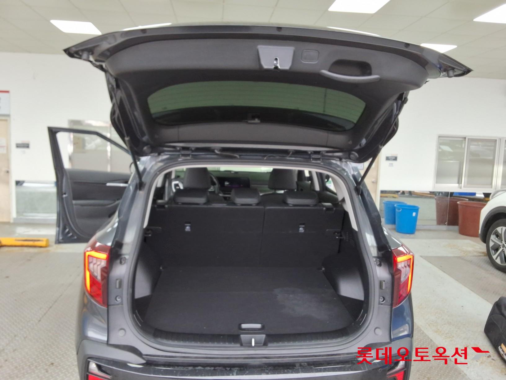 2023 - kia seltos