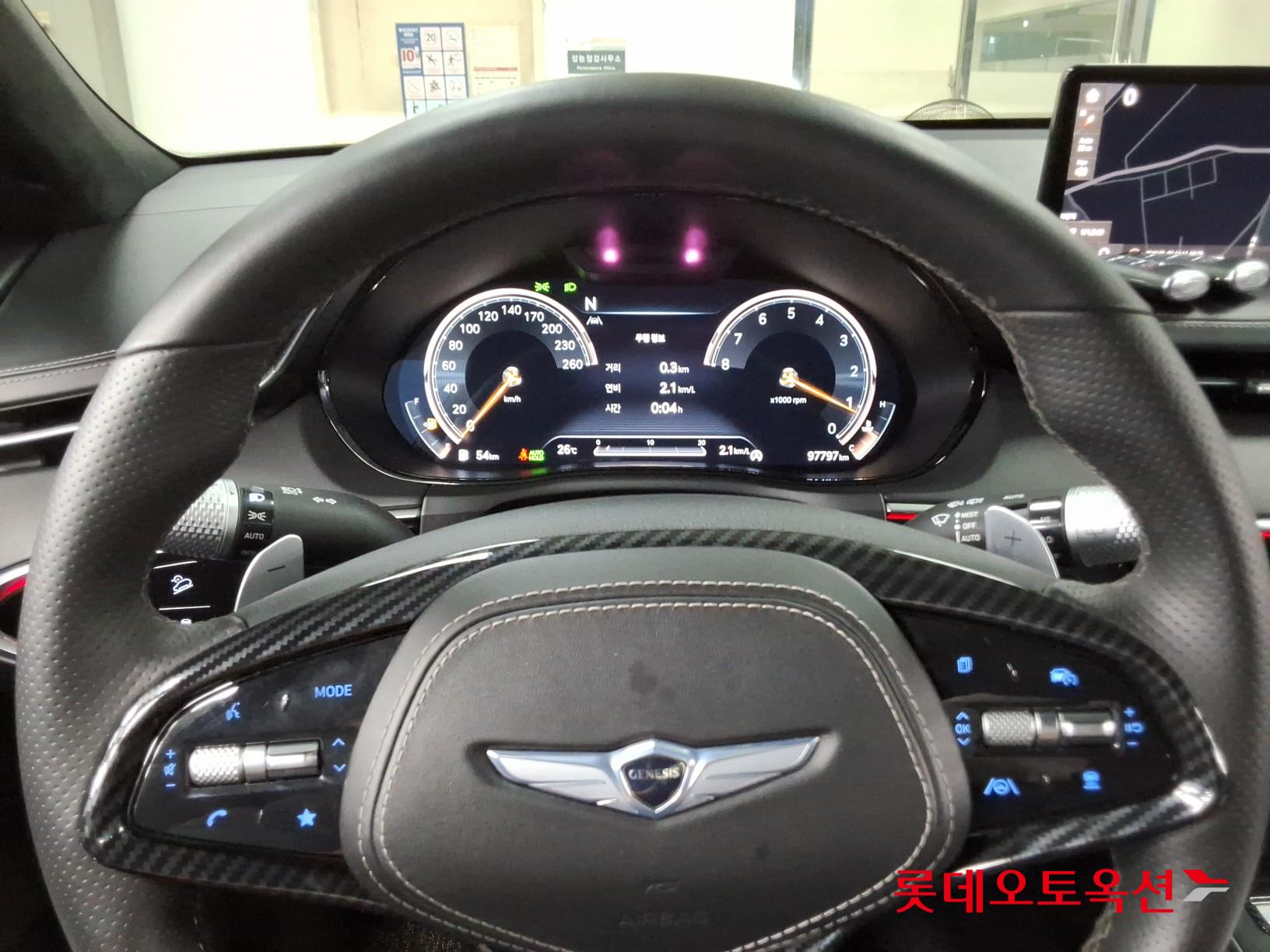 2022 - genesis gv70
