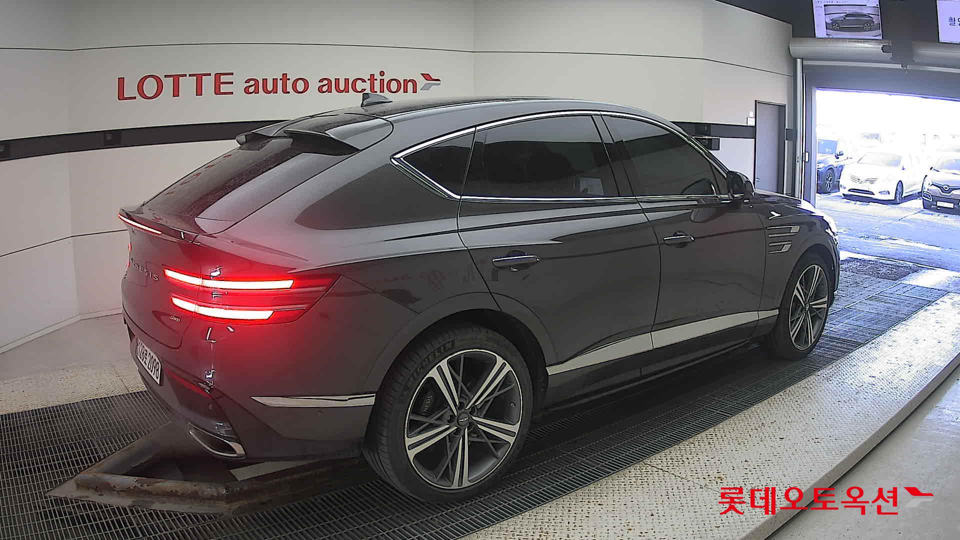 صورة إضافية