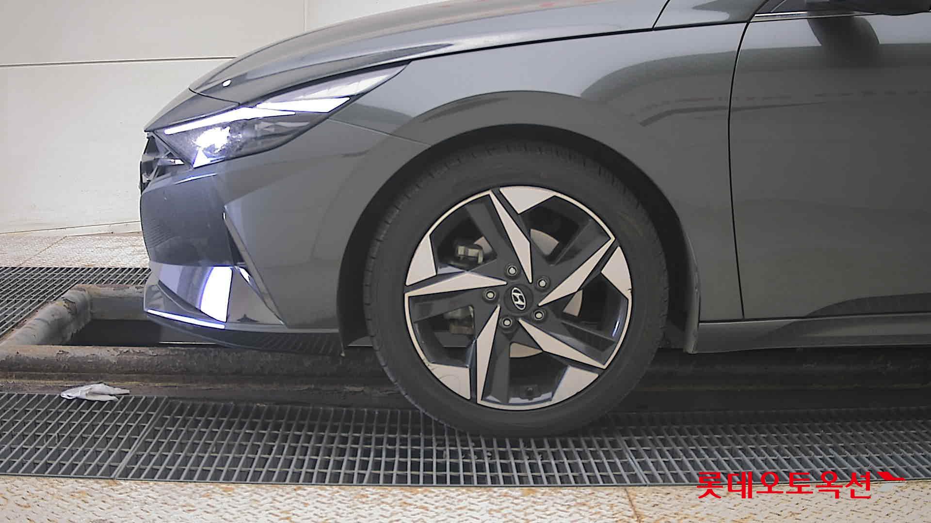 Hyundai Avante id 3628785 из Кореи 21