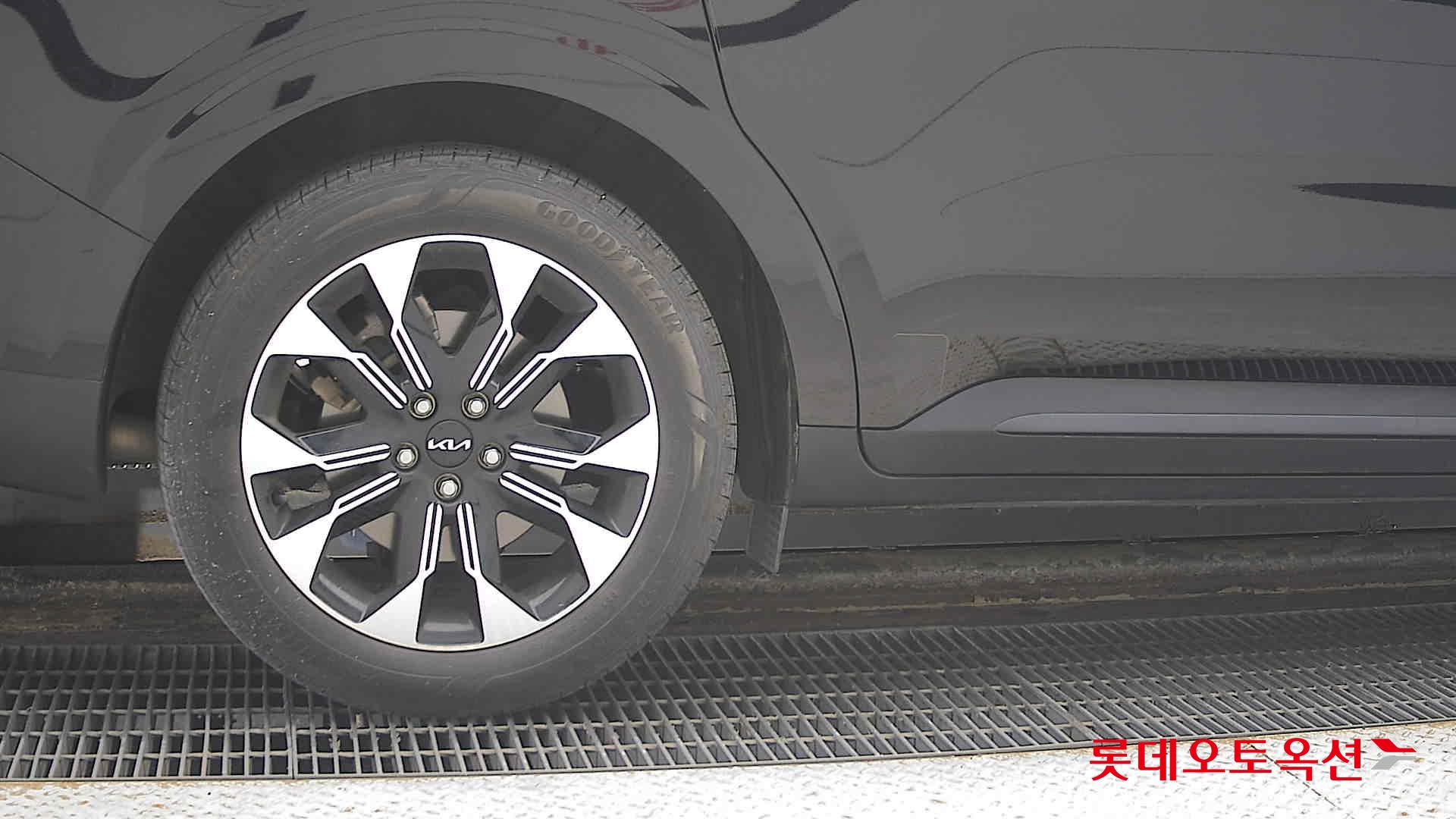 Kia Carnival id 3628845 из Кореи 24