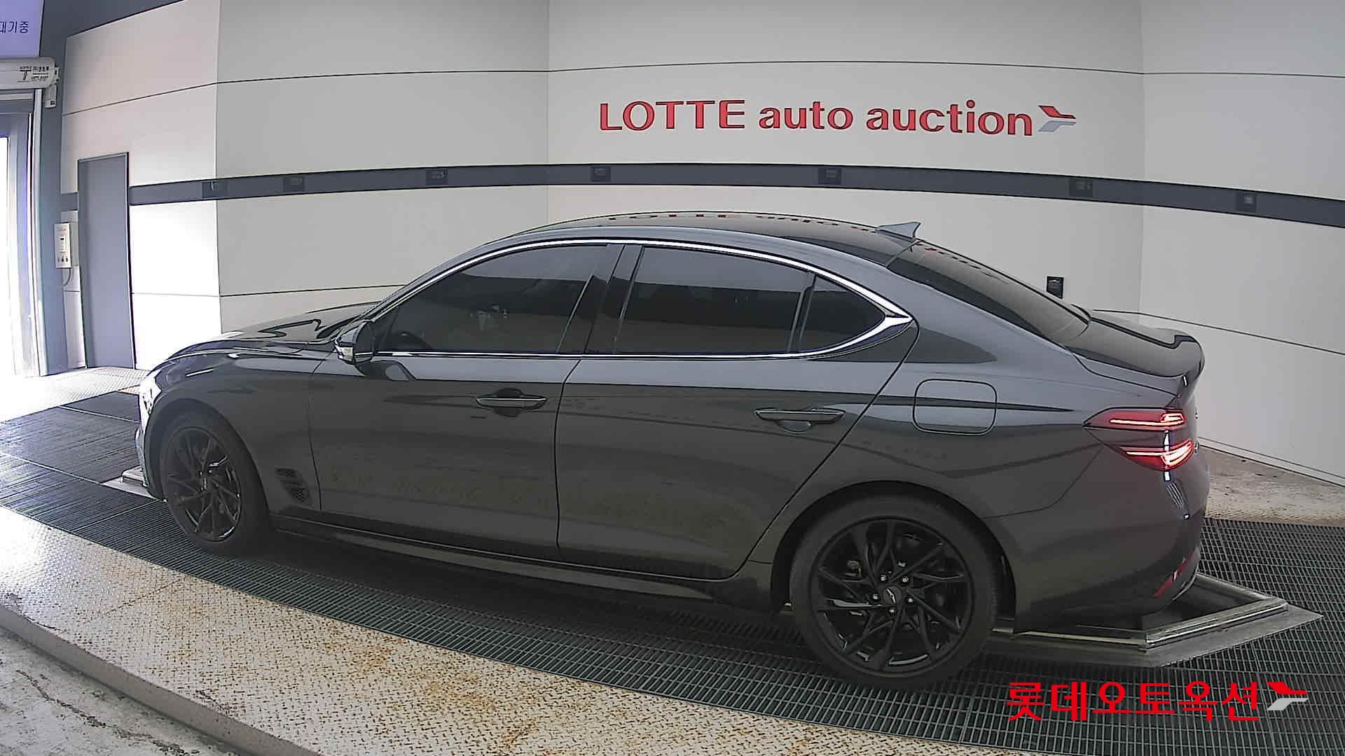 2023 - genesis g70