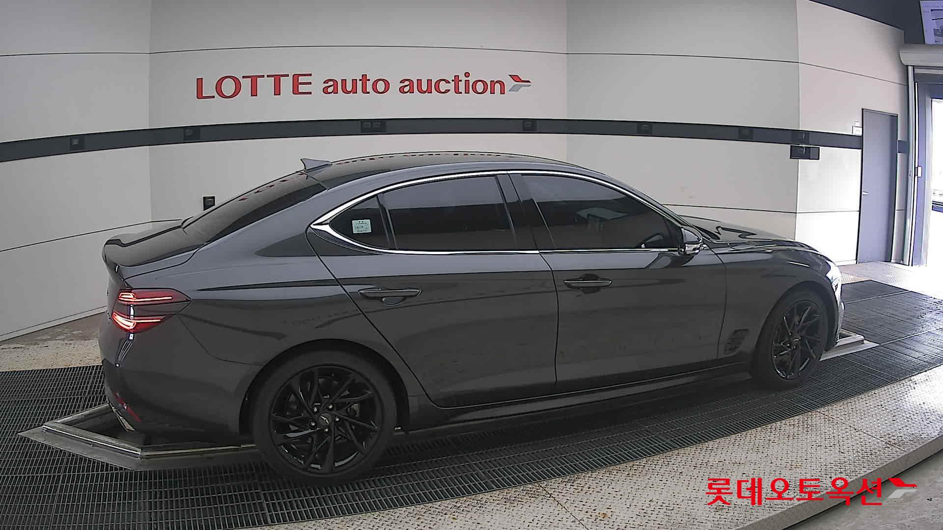 2023 - genesis g70