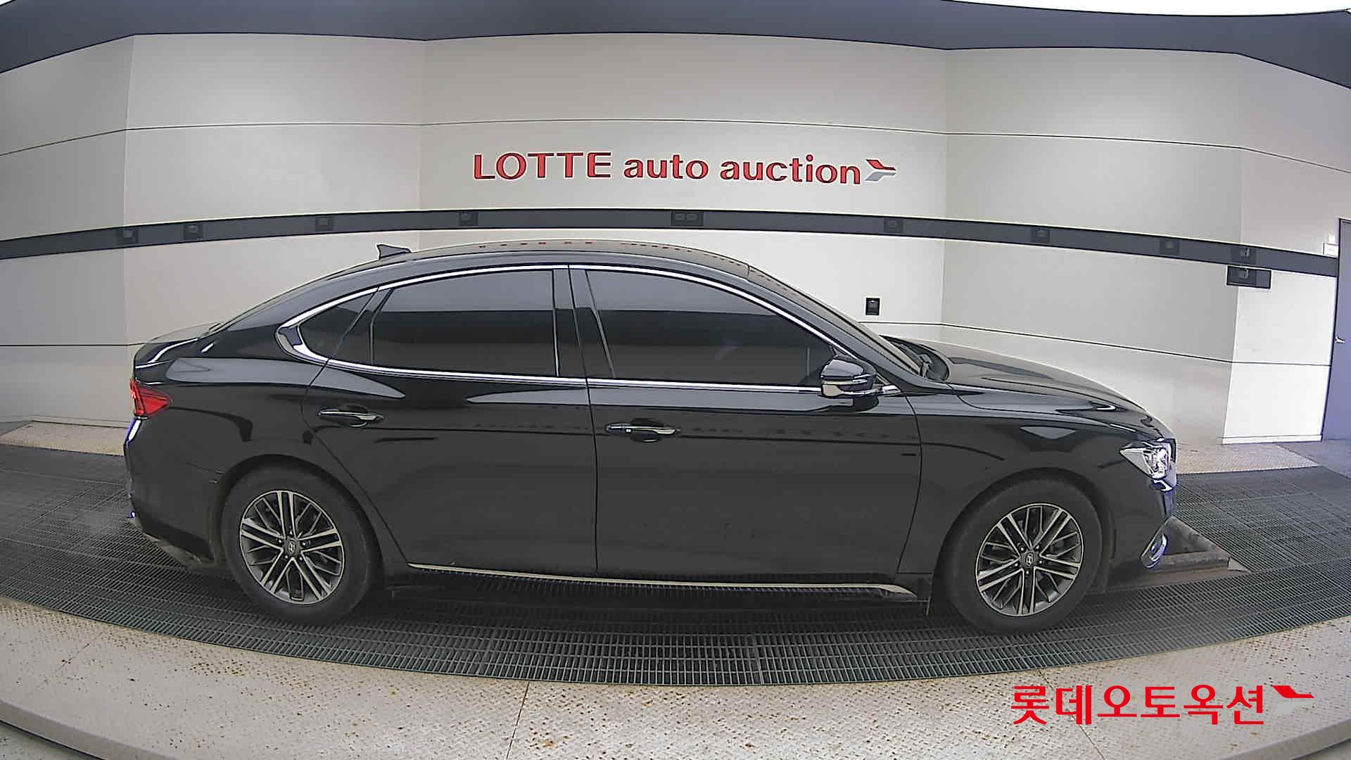 Hyundai Grandeur 2018 Черный из Кореи, фото 3