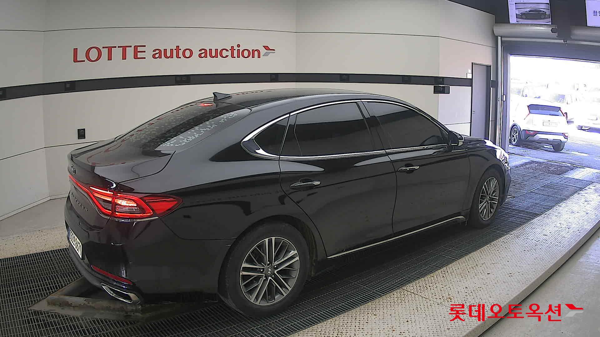 Hyundai Grandeur id 3628772 из Кореи 19