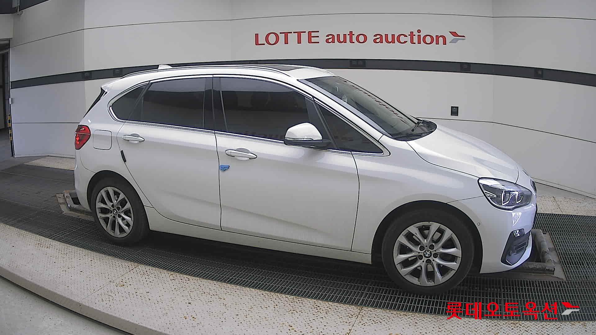 BMW  Active Tourer JOY id 3628881 из Кореи 17