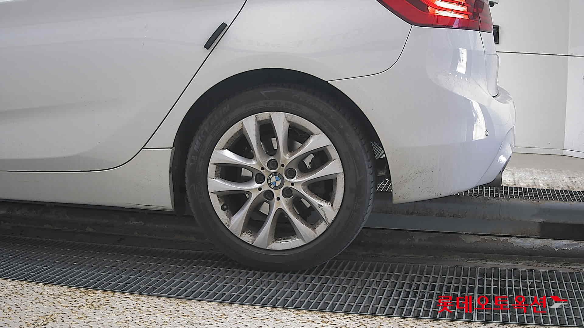 BMW  Active Tourer JOY id 3628881 из Кореи 22