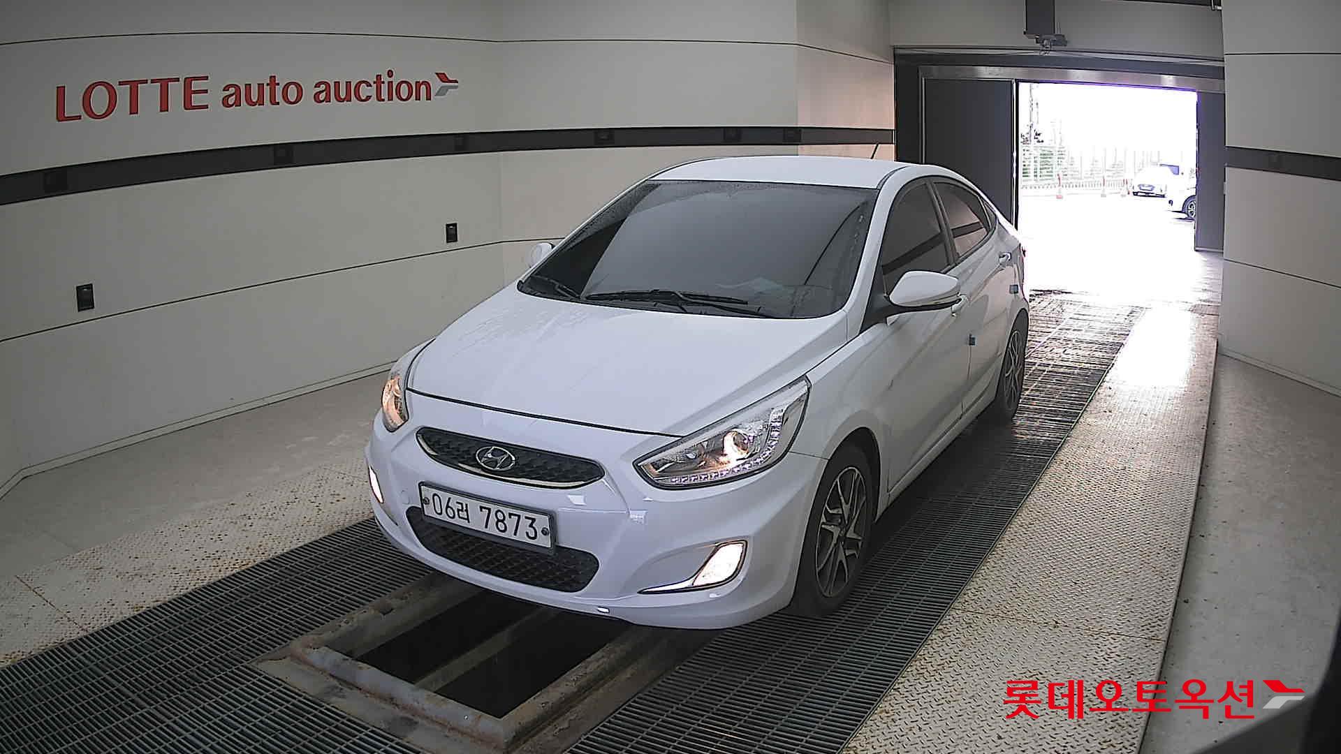 Hyundai Accent 2019 Белый из Кореи