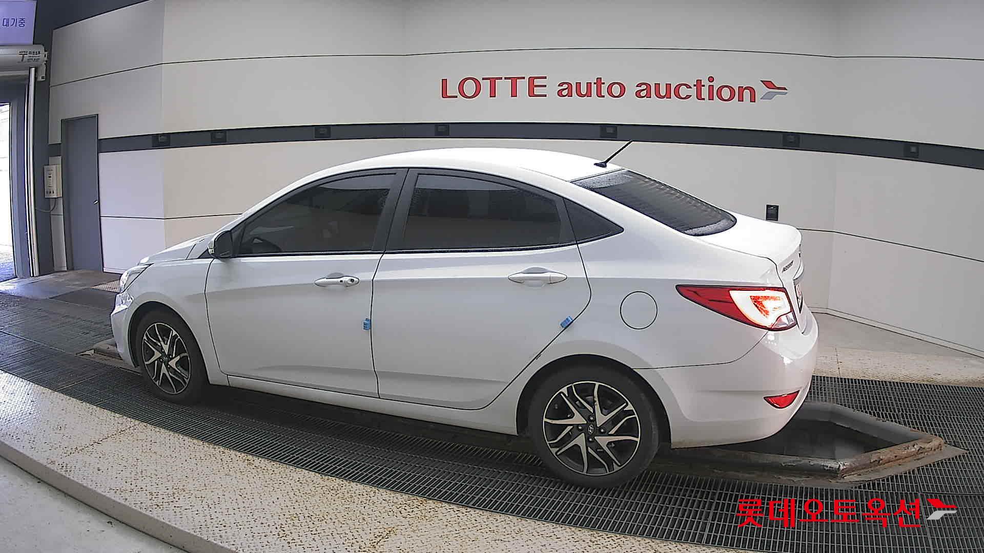 Hyundai Accent id 3628793 из Кореи 11