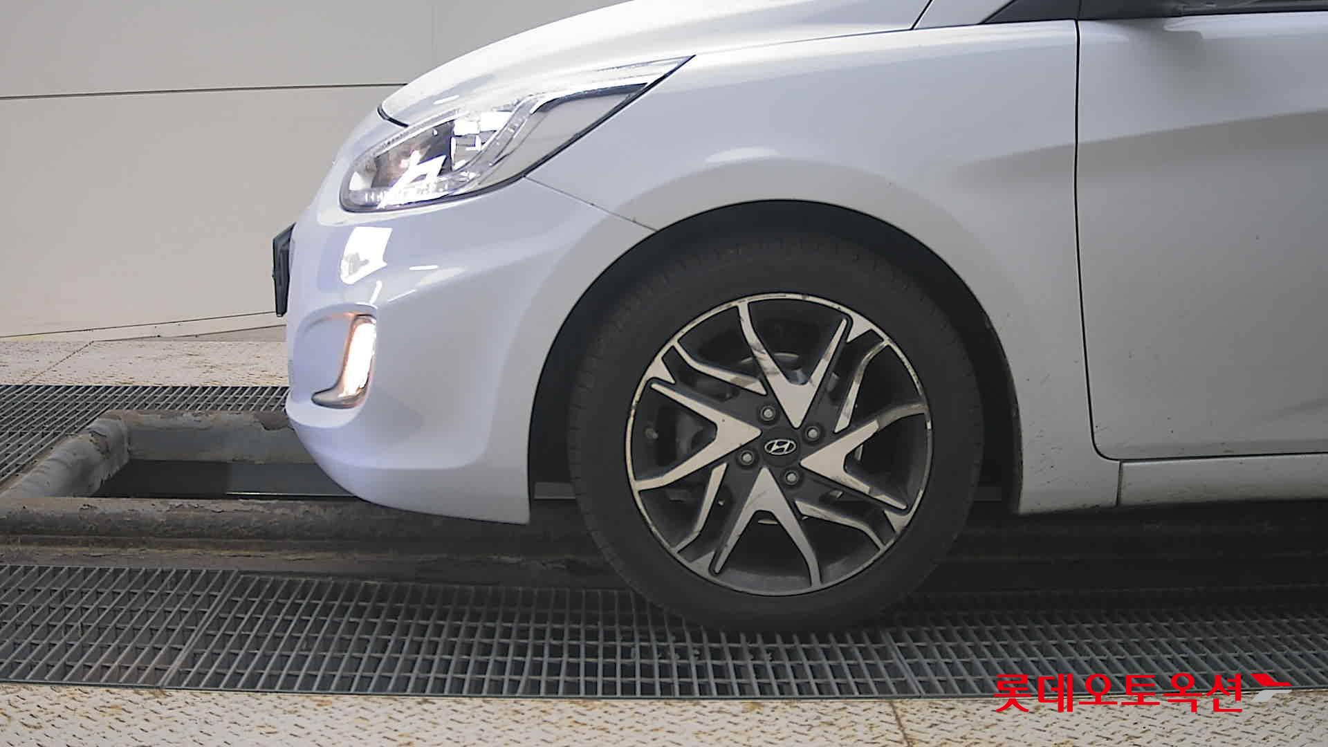 Hyundai Accent id 3628793 из Кореи 21