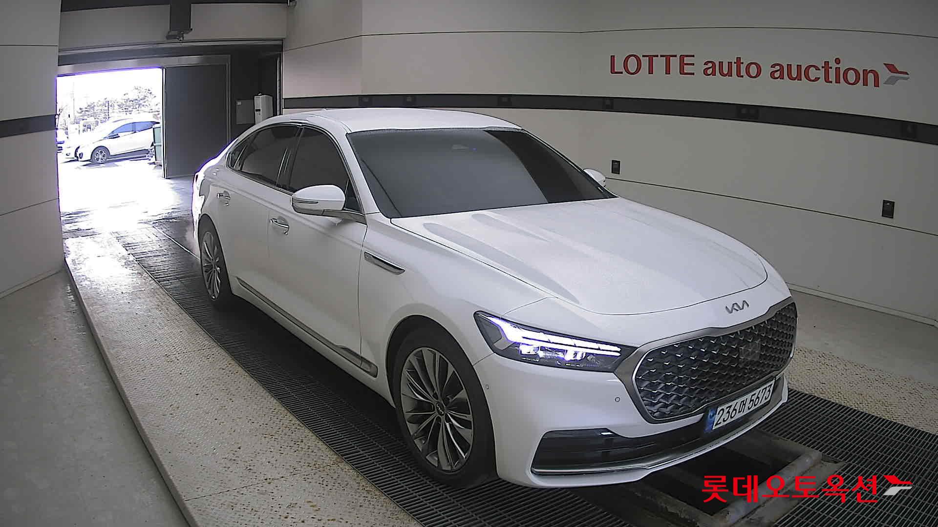 2022 - kia k9