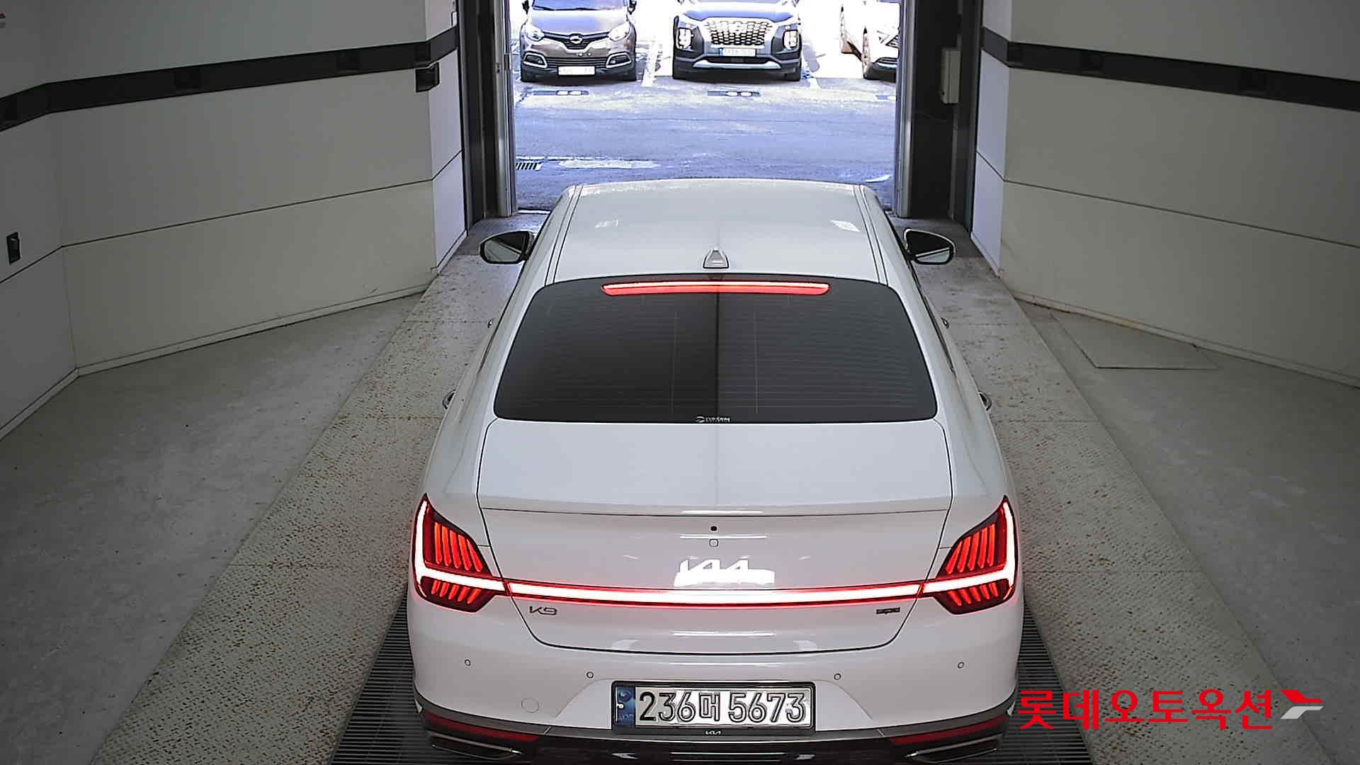2022 - kia k9