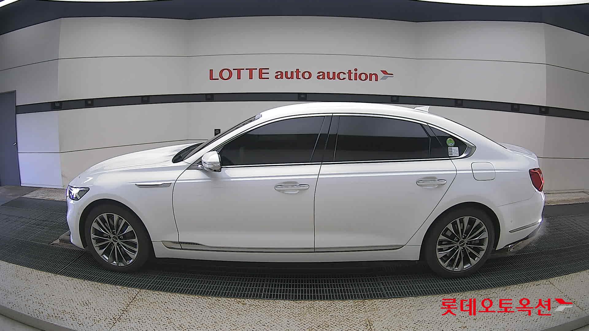 2022 - kia k9