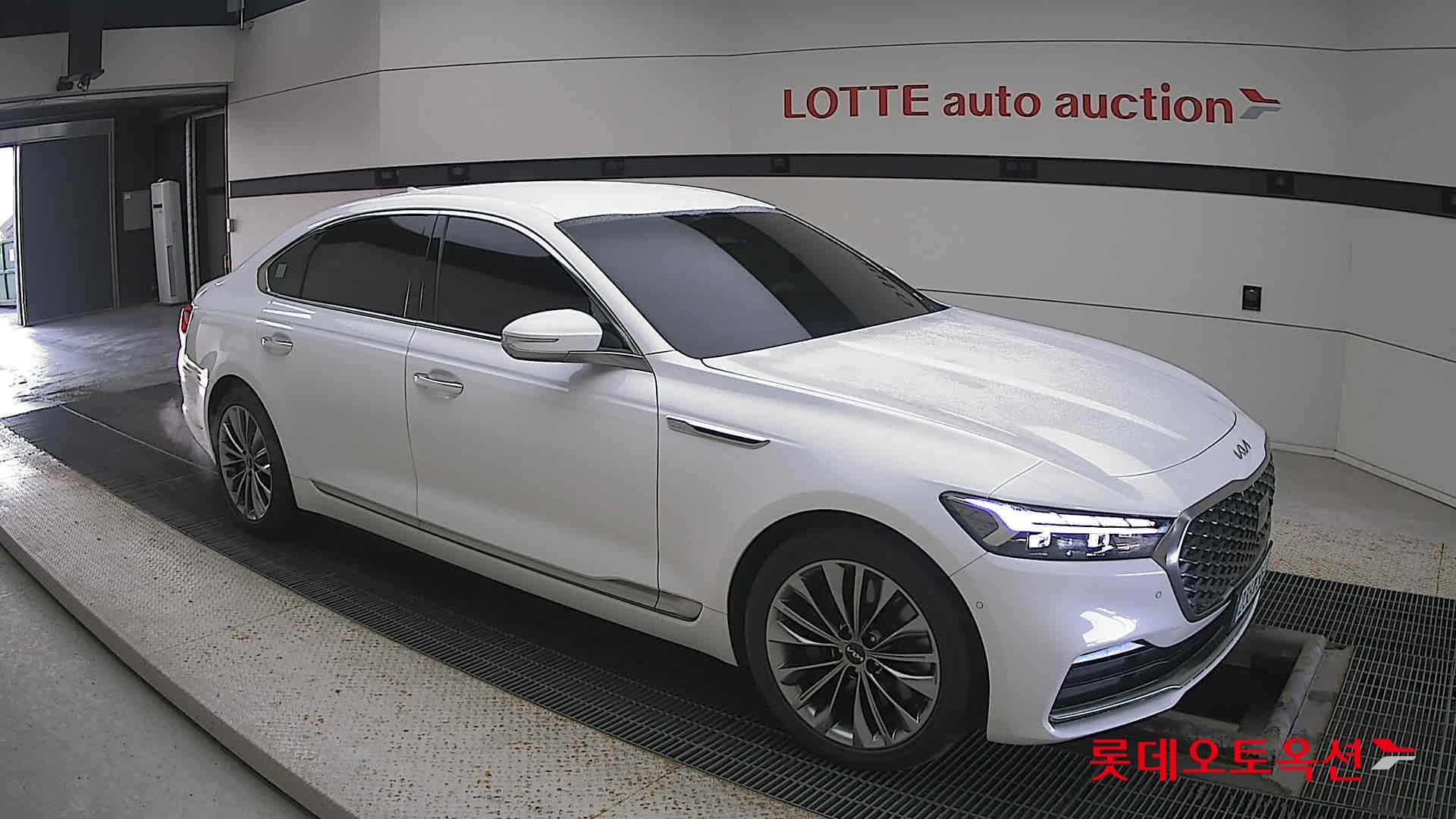 2022 - kia k9