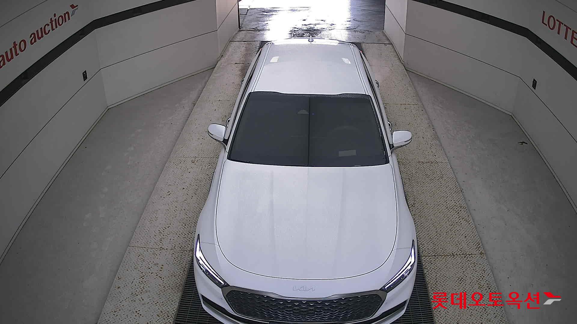 2022 - kia k9