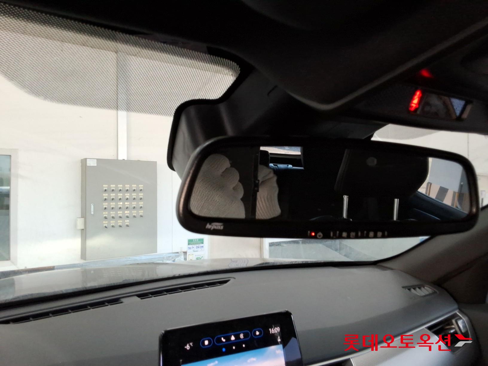 صورة إضافية