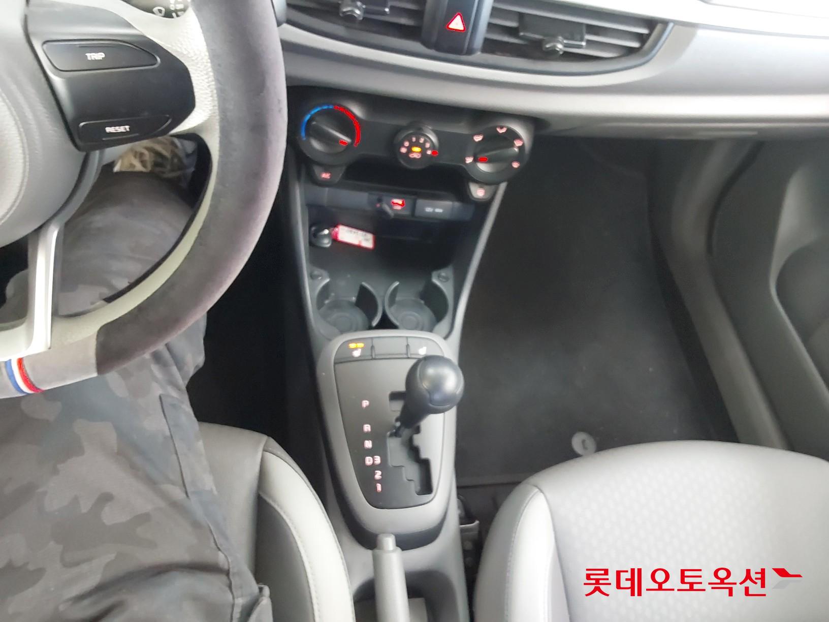 Kia Morning id 3628839 из Кореи 33