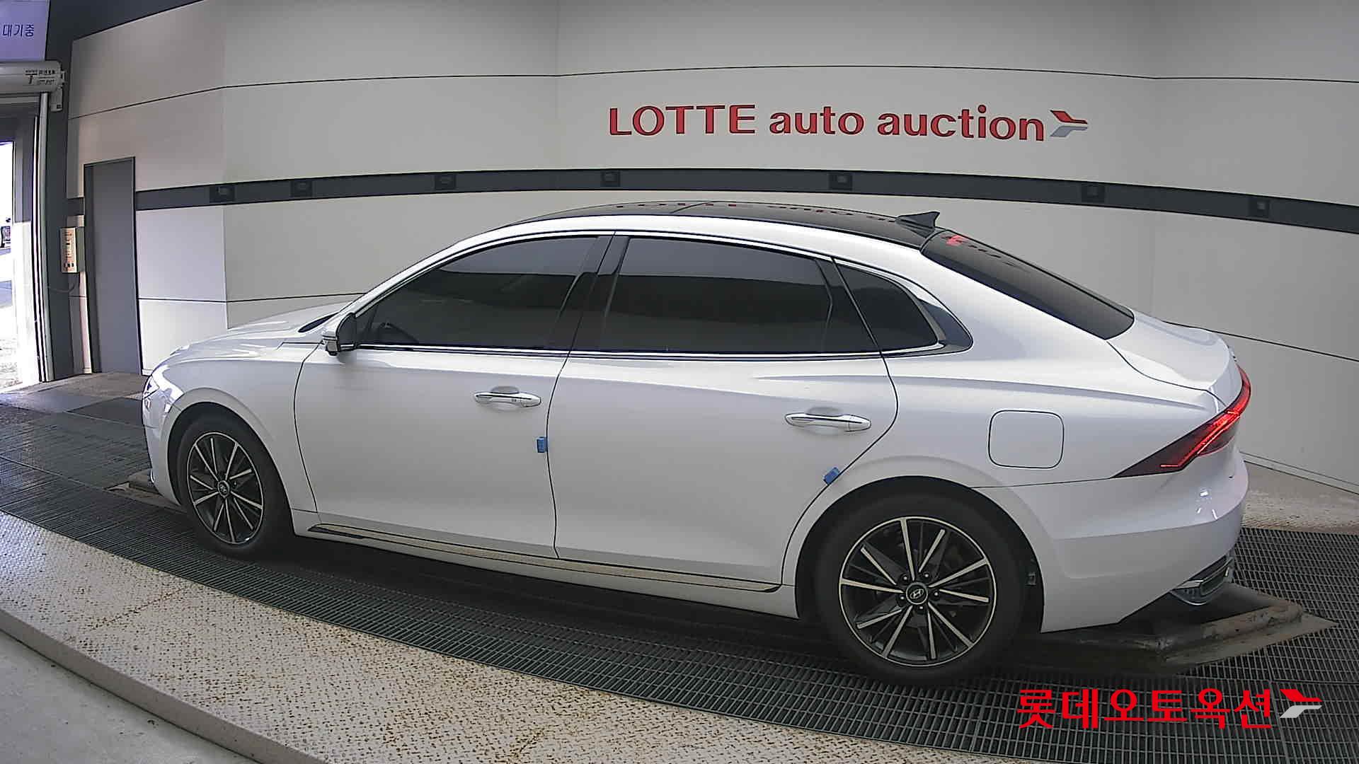 Hyundai Grandeur id 3628754 из Кореи 11