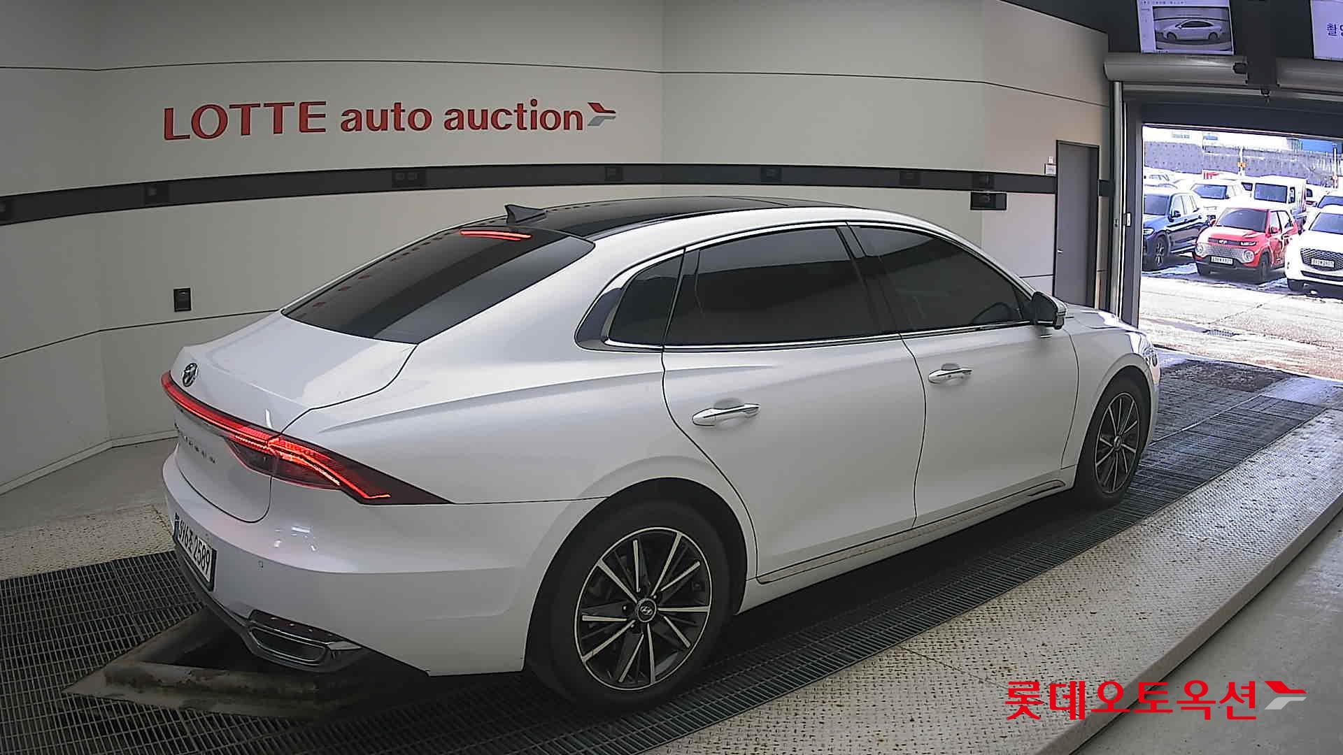 Hyundai Grandeur id 3628754 из Кореи 19