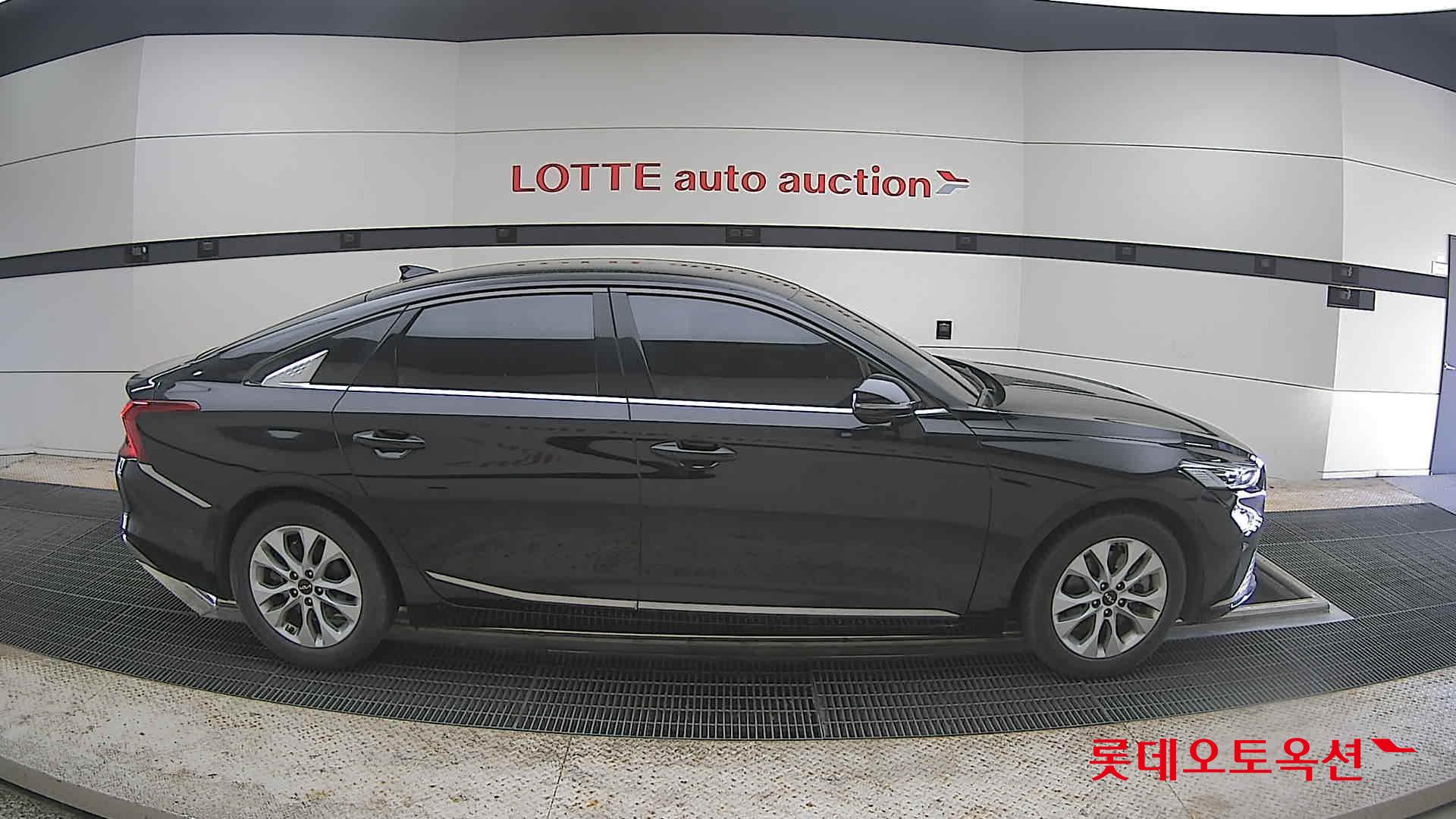 Kia K8 - 21
