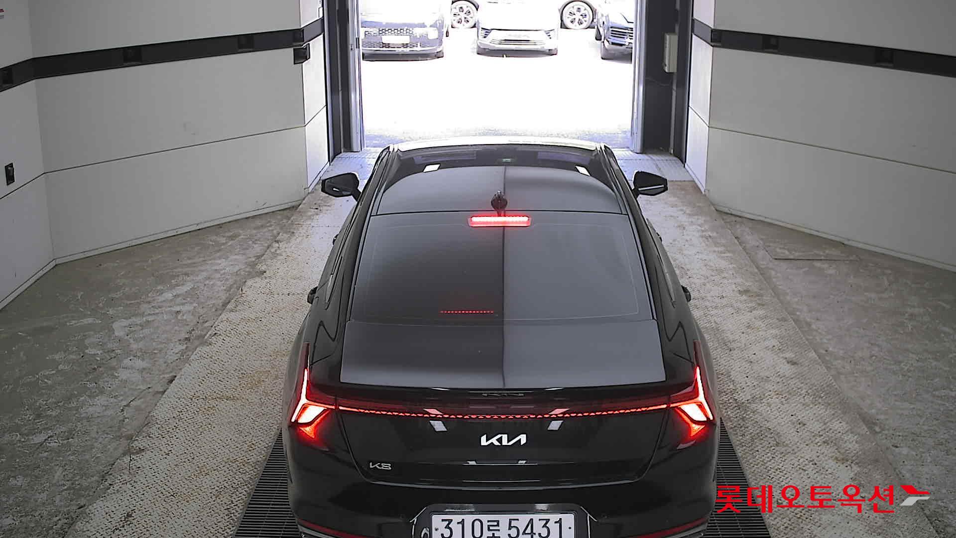 Kia K8 - 17