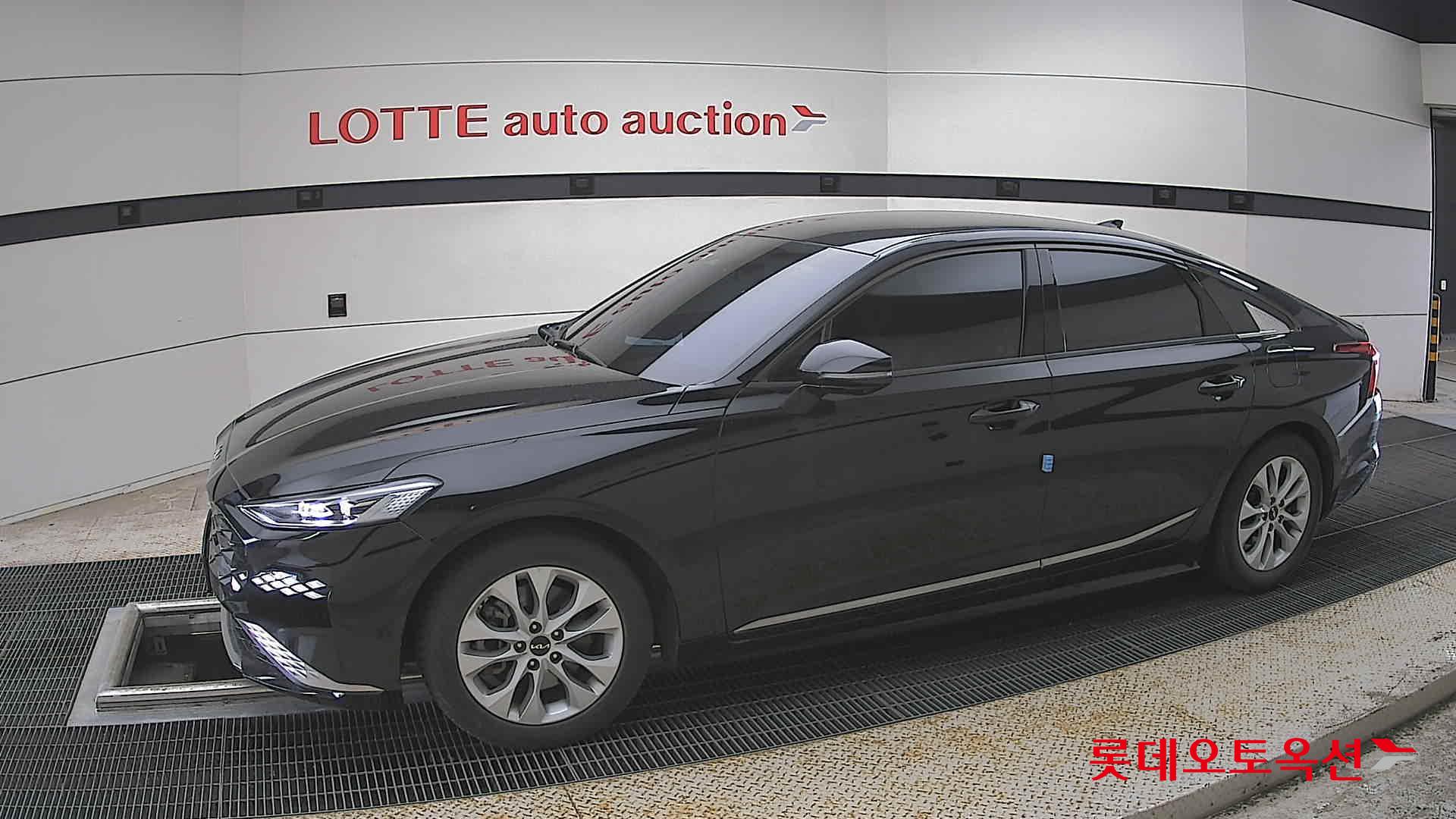 Kia K8 - 12
