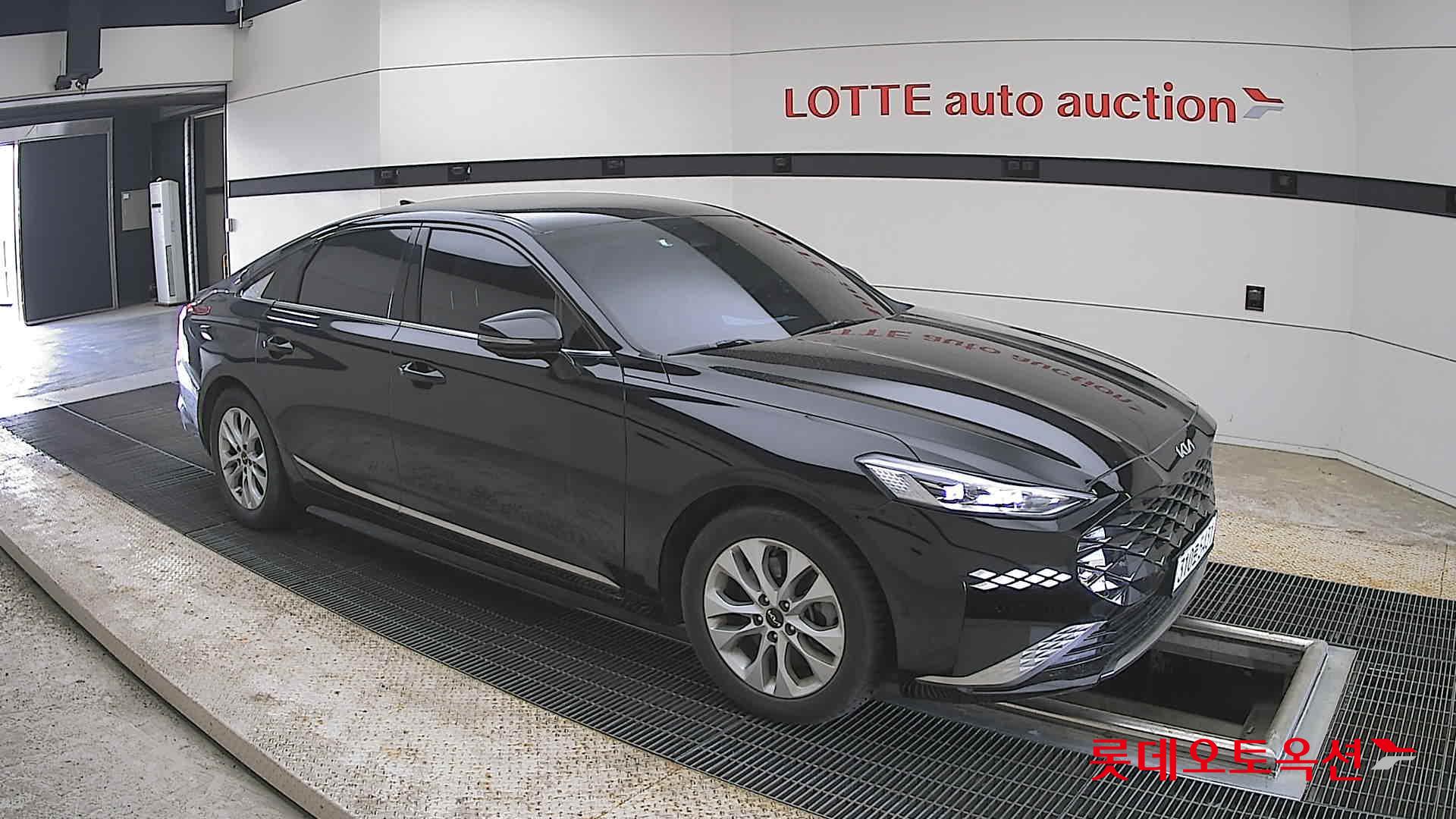 Kia K8 - 23