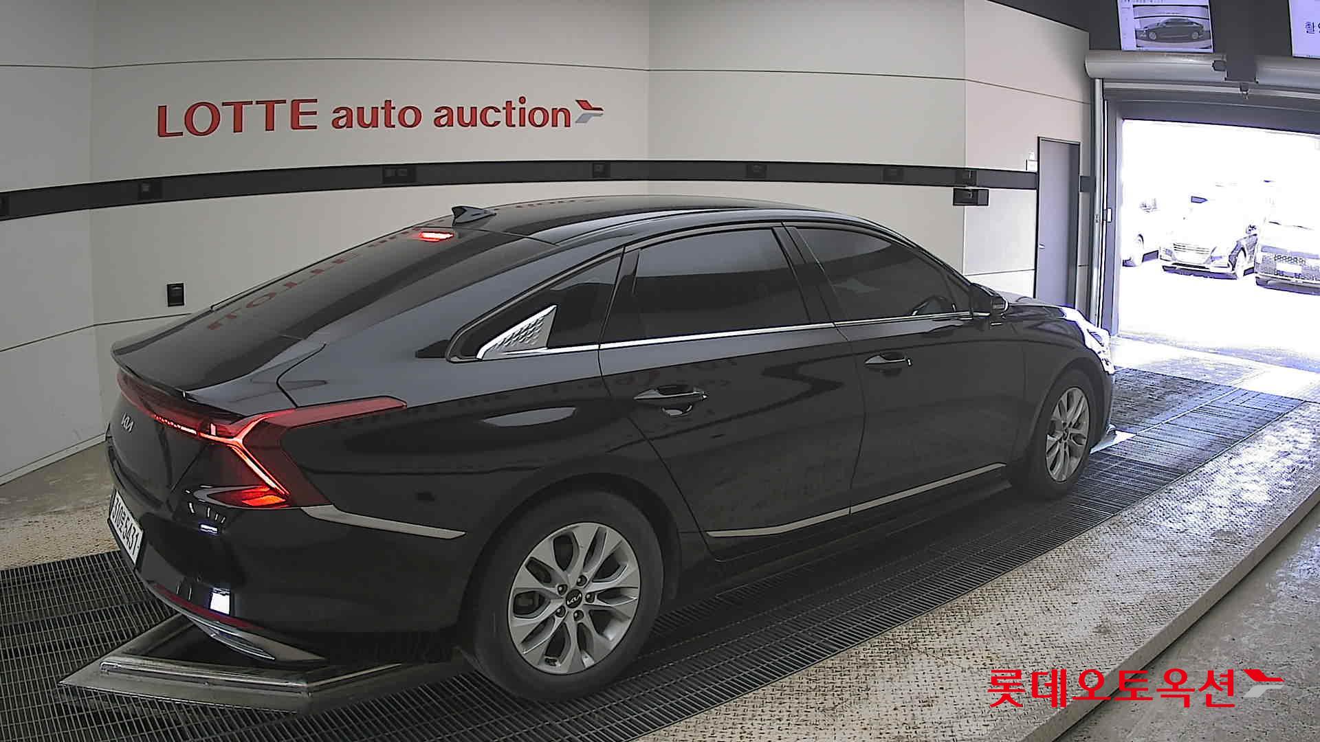 Kia K8 - 19
