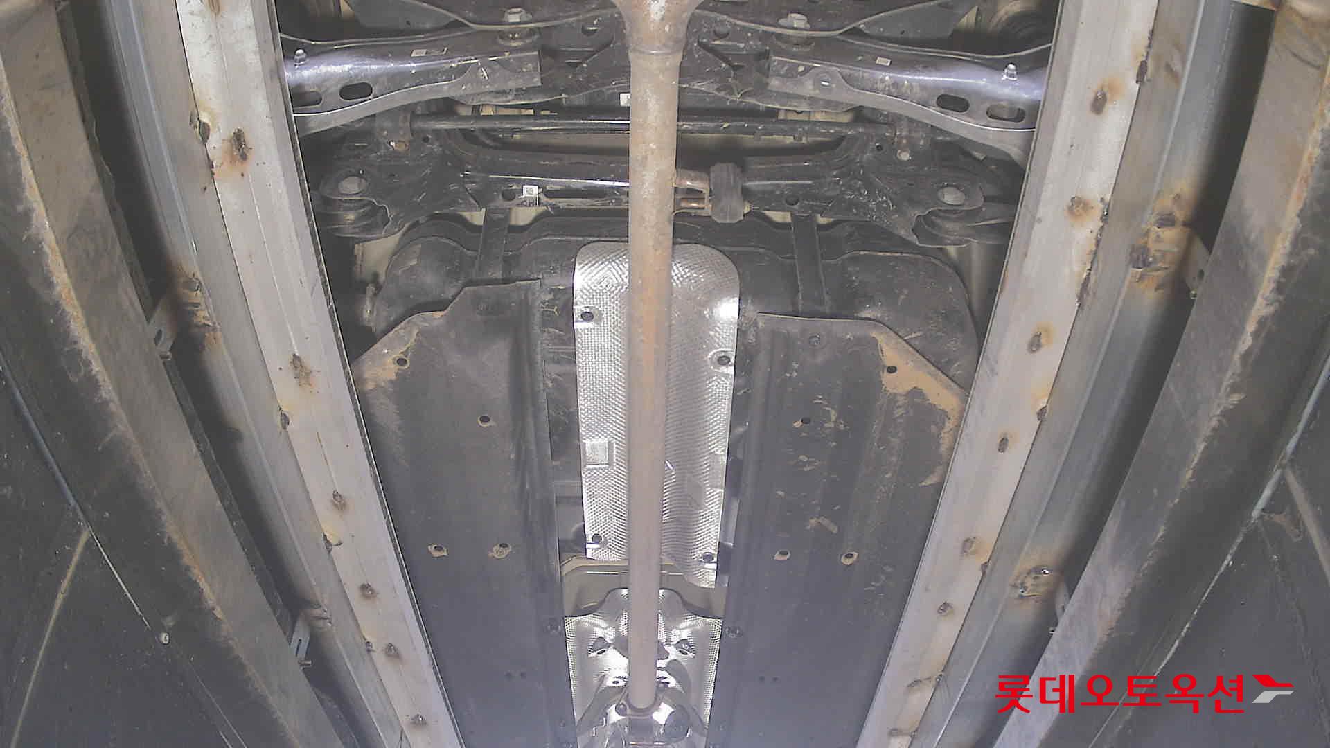 Kia K8 - 2