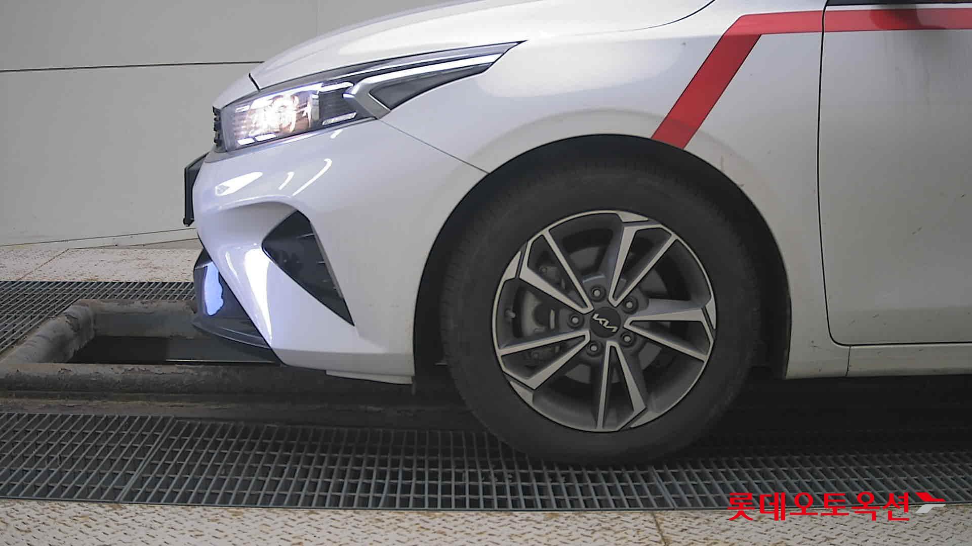 Kia K3 id 3628814 из Кореи 21