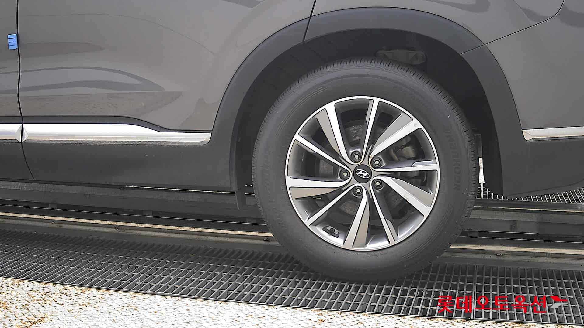 2020 - hyundai santafe