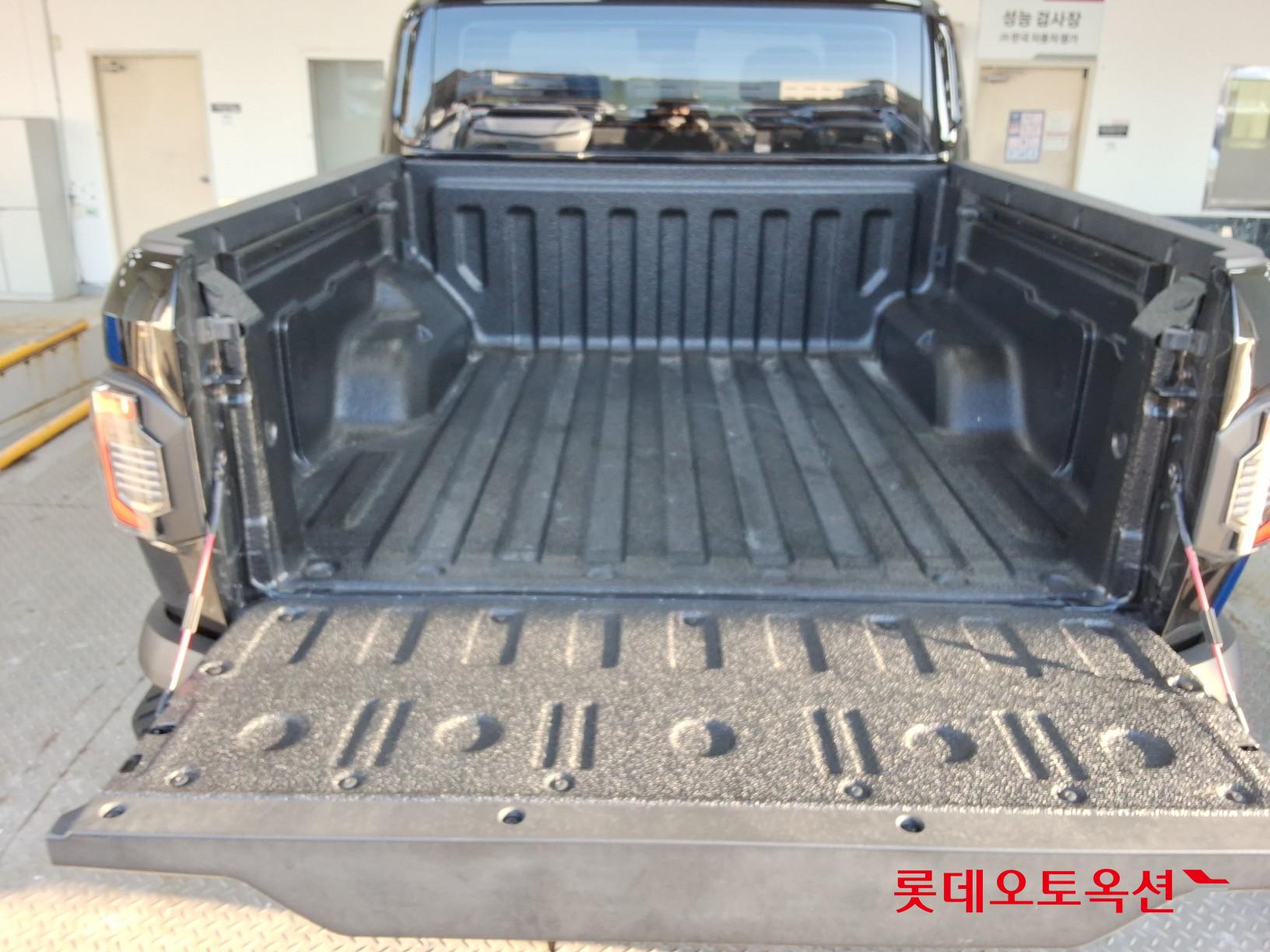 Kia Tasman 2026 - Image 9