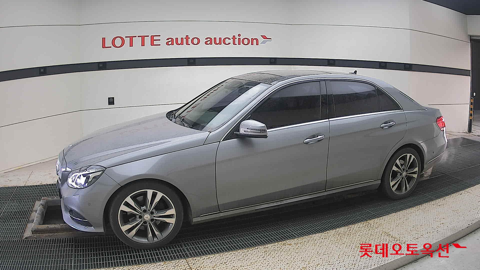 2014 - Mercedes-Benz E300