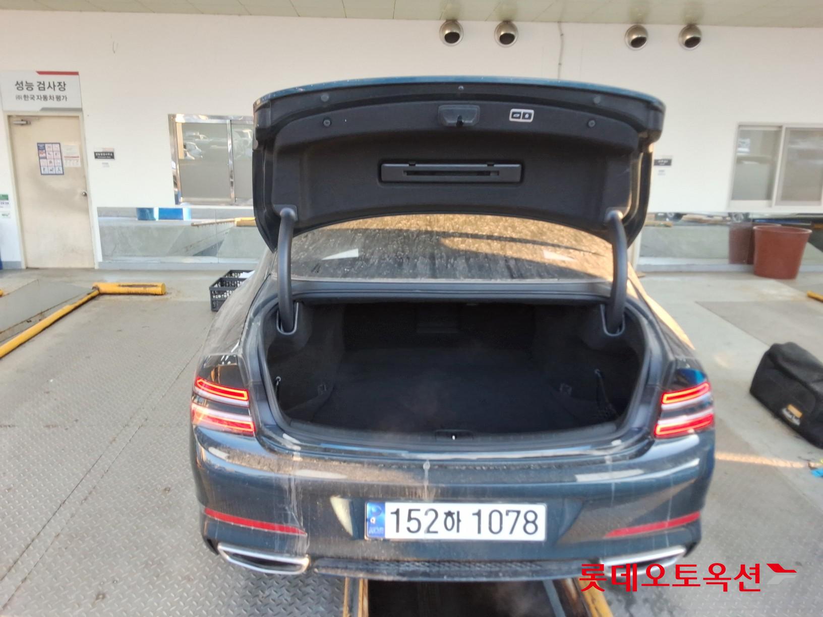 2021 - genesis g80