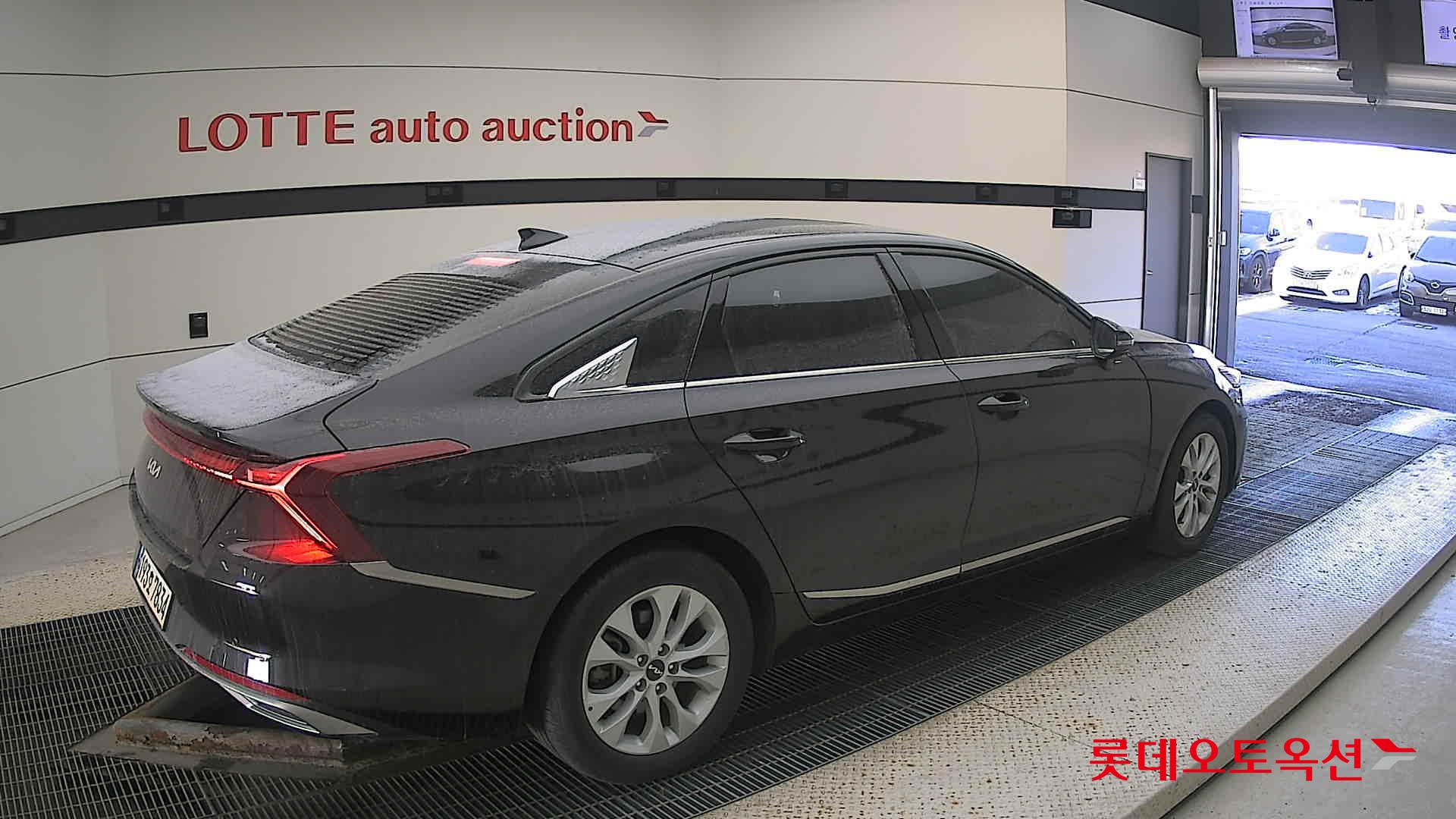 صورة إضافية