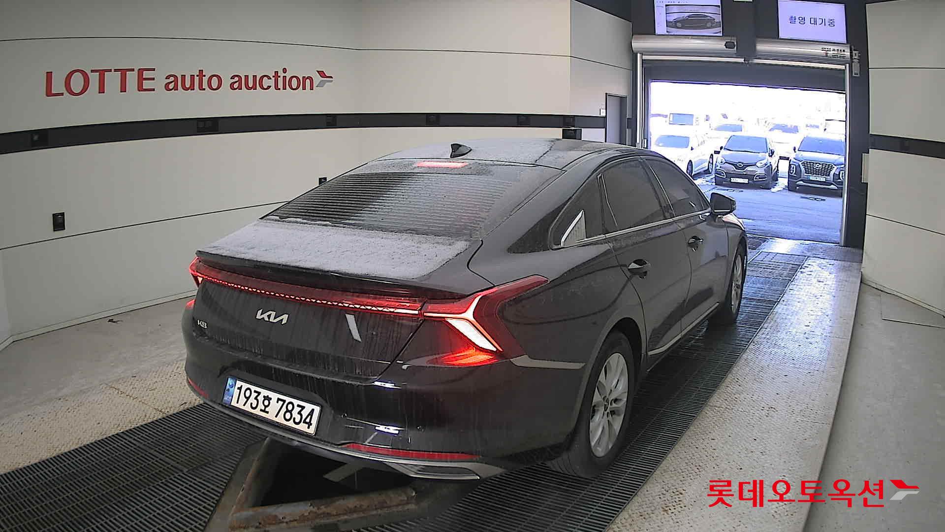 صورة إضافية