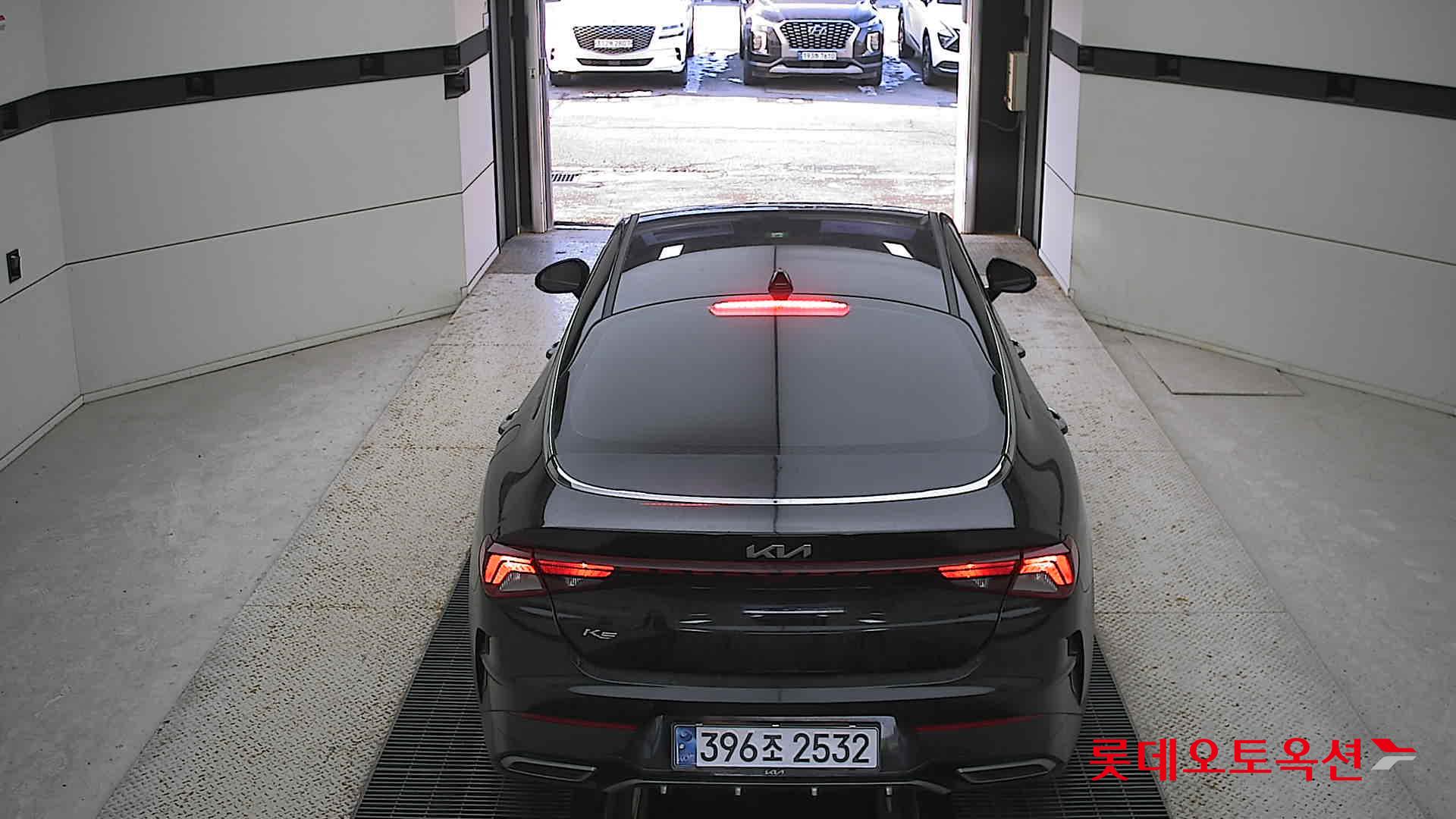 Kia K5 2023 Черный из Кореи, фото 5