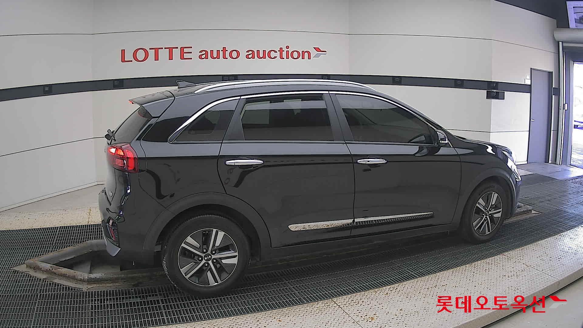 Kia Niro Hybrid id 3628835 из Кореи 18