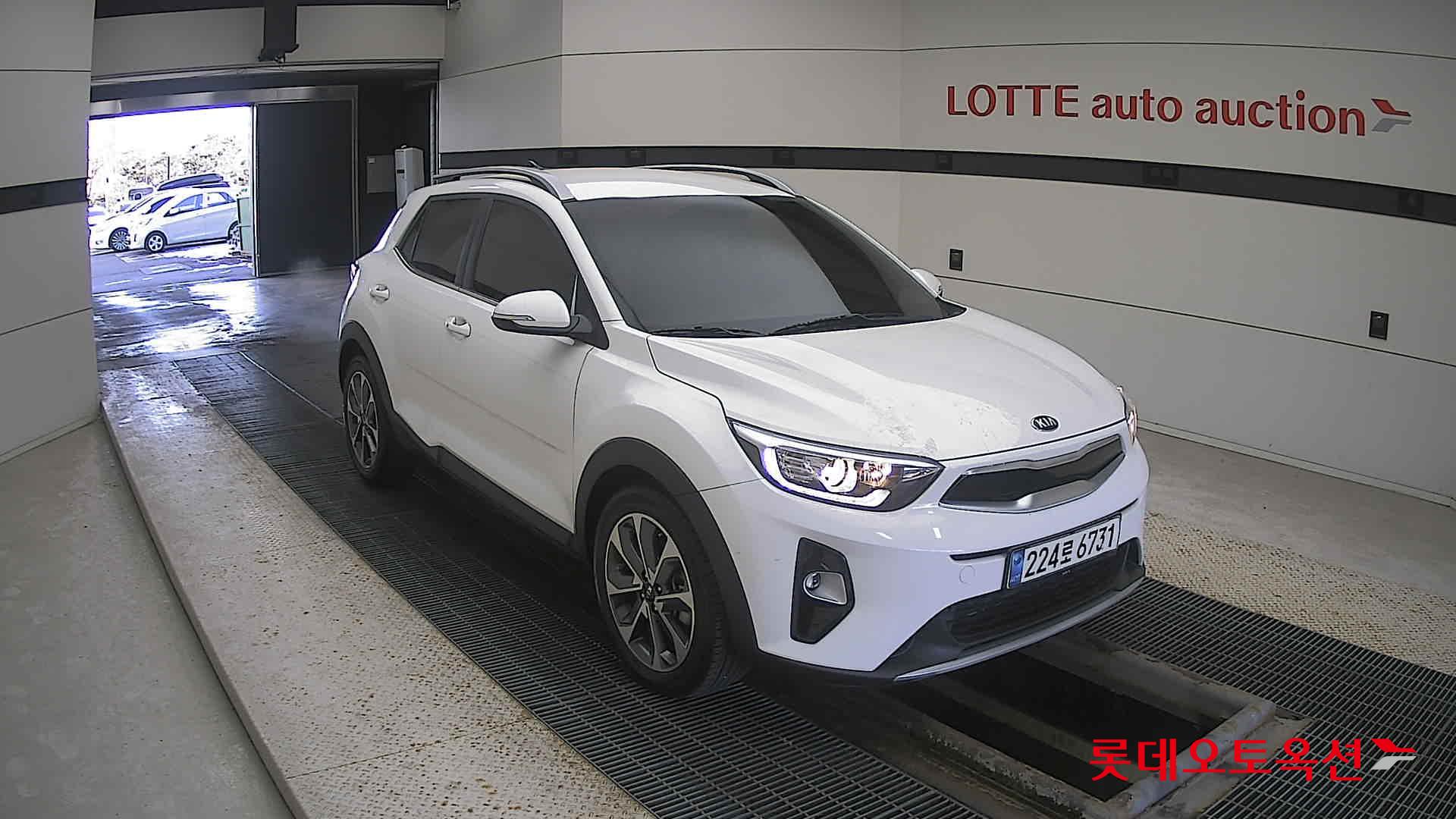 Kia Stonic 2020 Белый из Кореи, фото 2