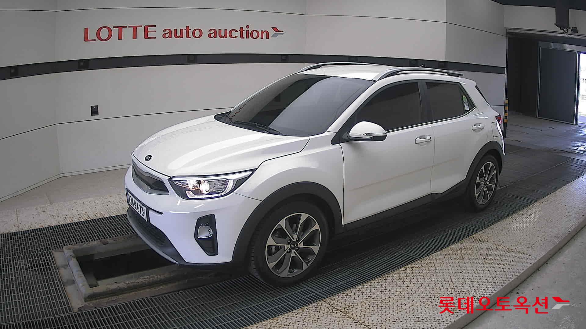 Kia Stonic id 3633636 из Кореи 13